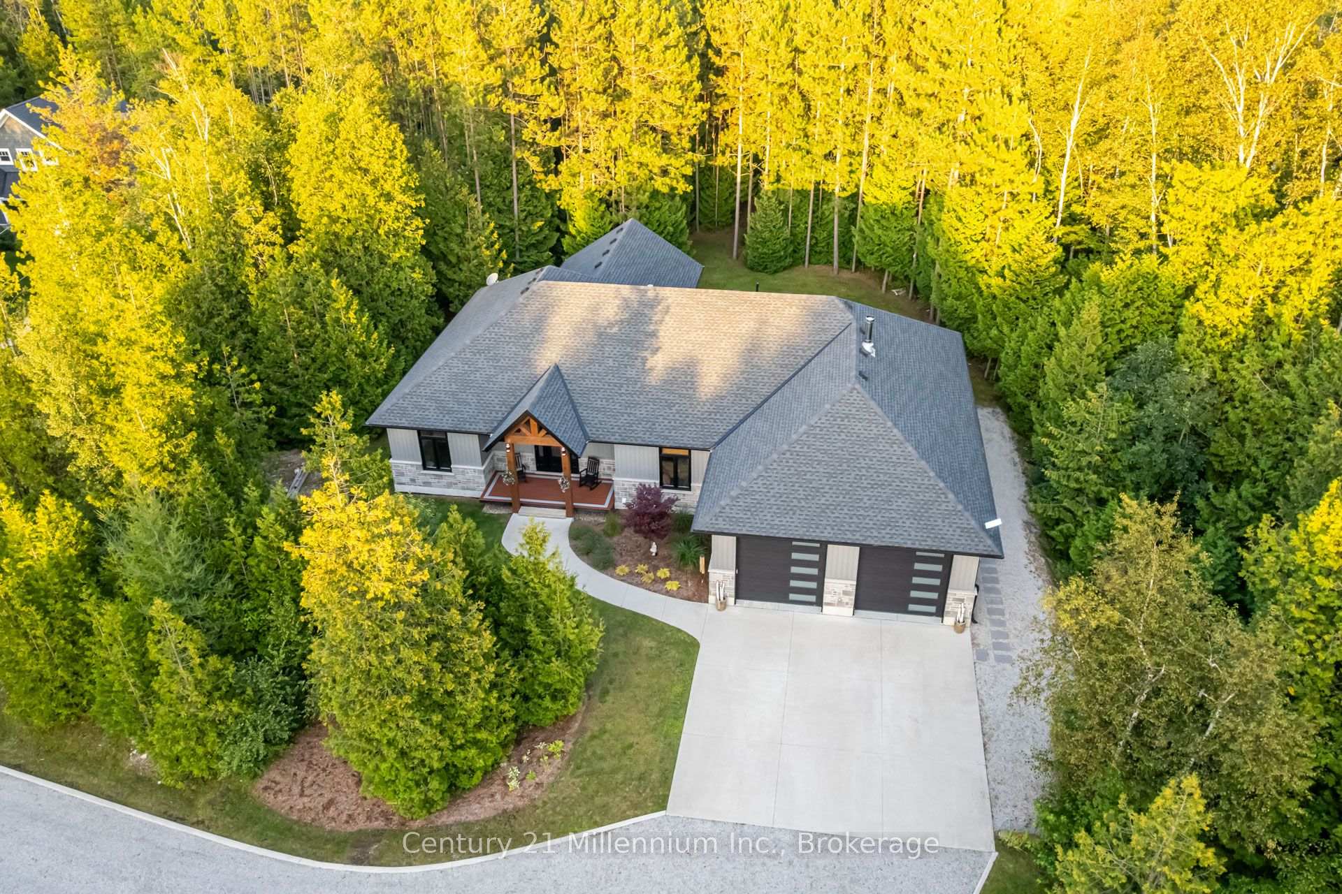 Photo 1 of 17 Phillips Place, South Bruce Peninsula — HOMEH