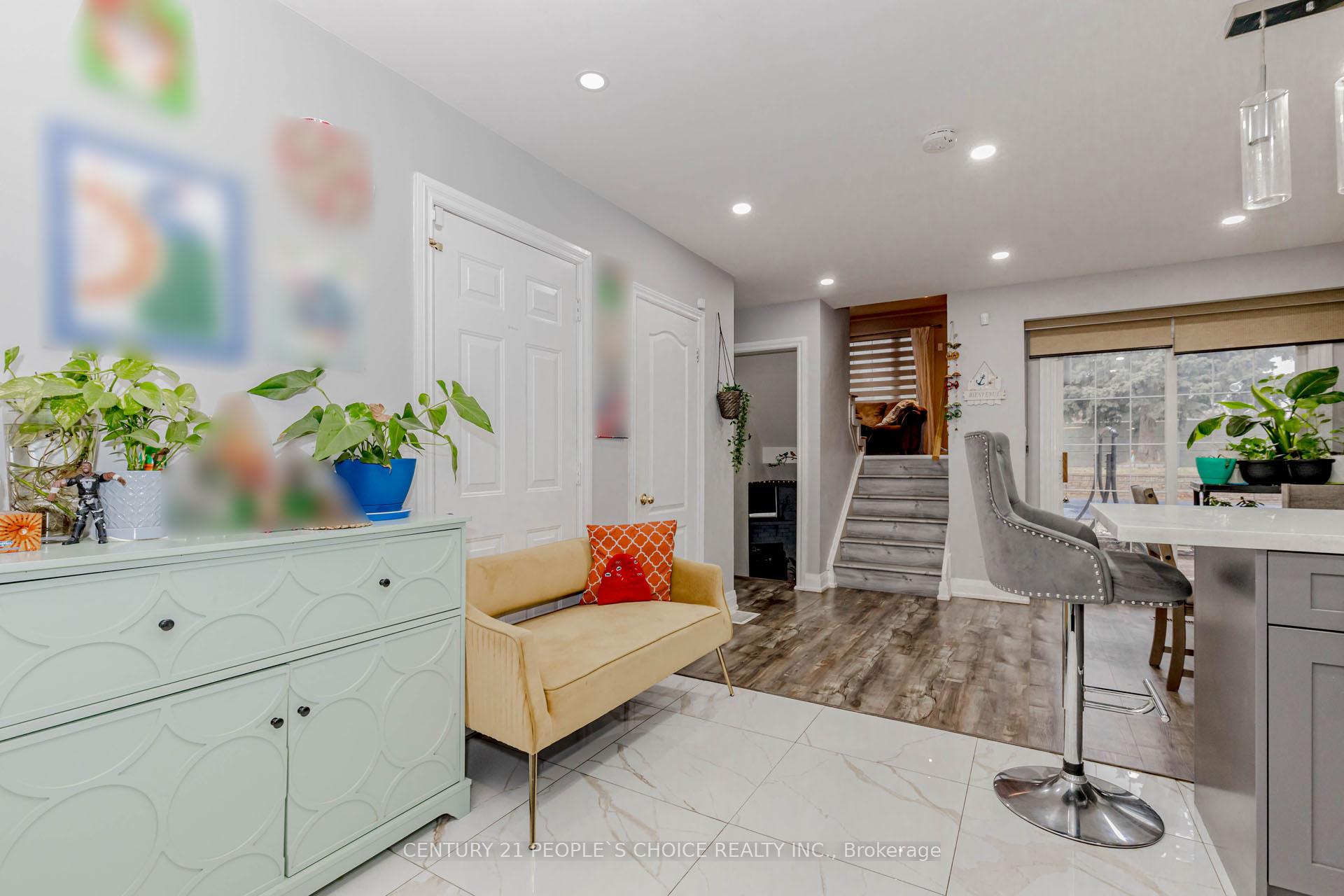 Photo 13 of 32 Elderwood Place, Brampton, Brampton North — HOMEH