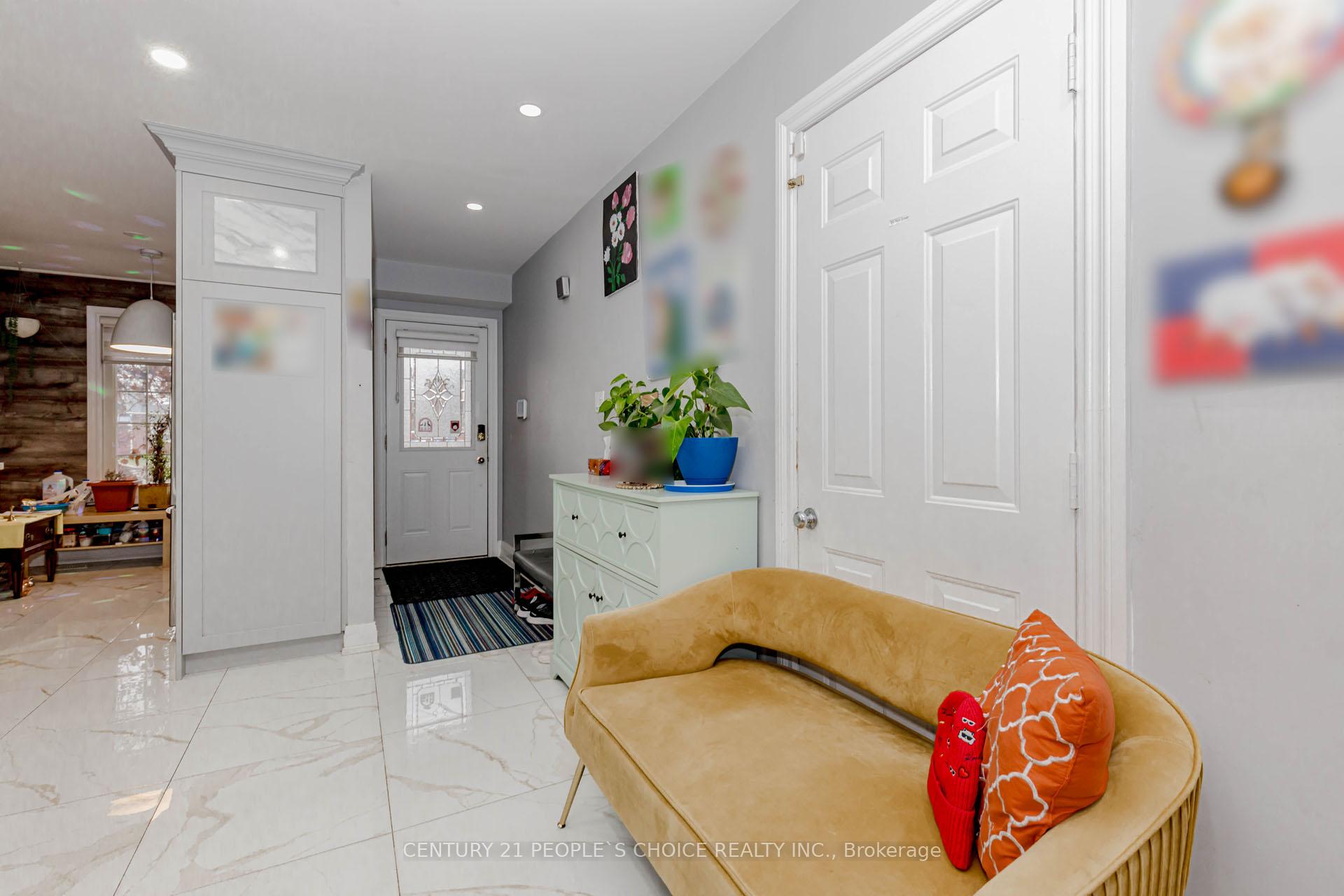 Photo 14 of 32 Elderwood Place, Brampton, Brampton North — HOMEH