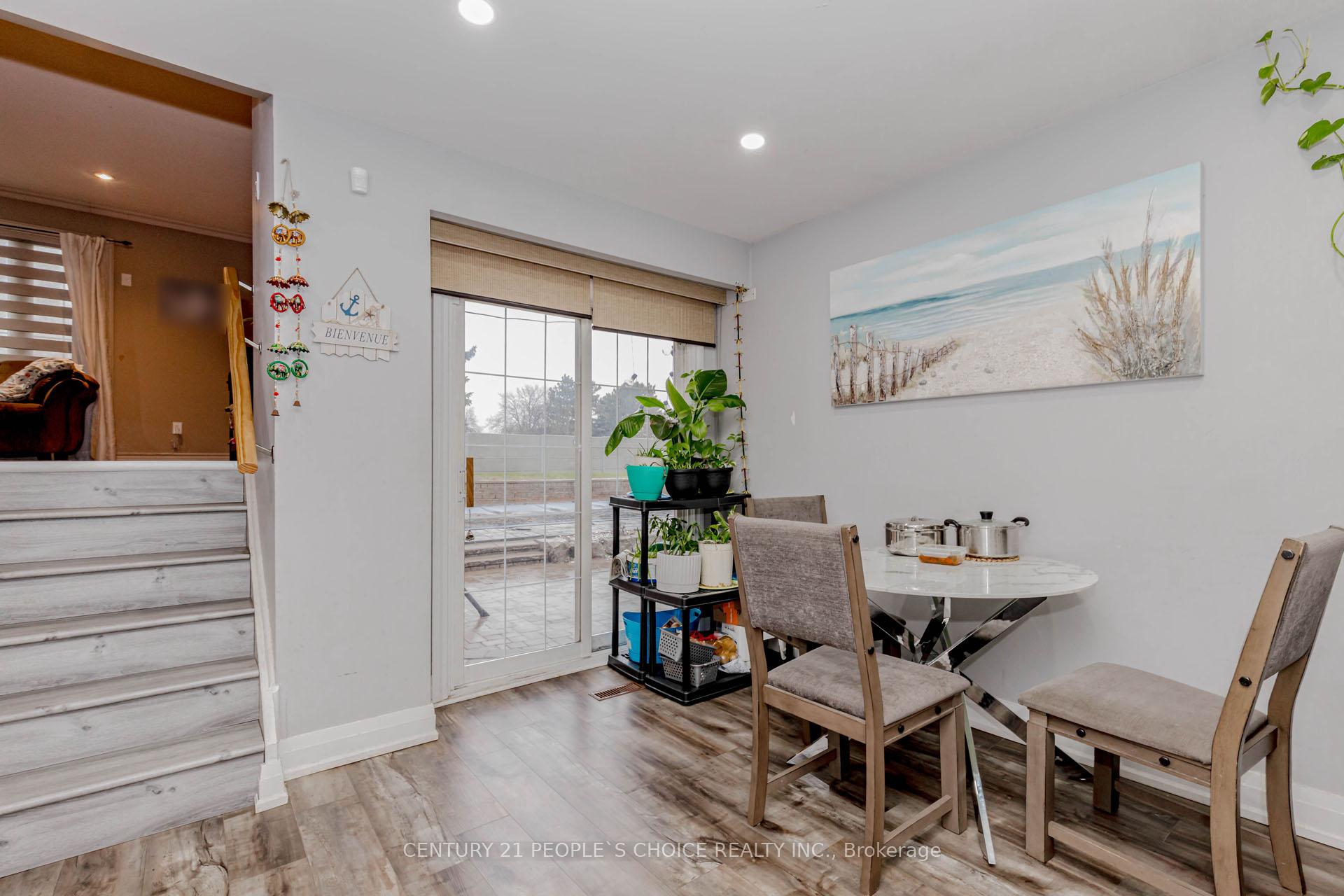 Photo 15 of 32 Elderwood Place, Brampton, Brampton North — HOMEH