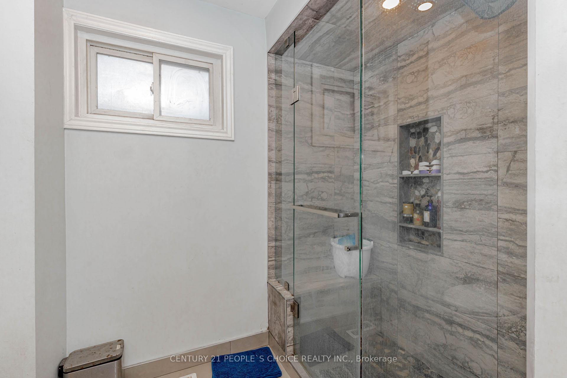 Photo 30 of 32 Elderwood Place, Brampton, Brampton North — HOMEH