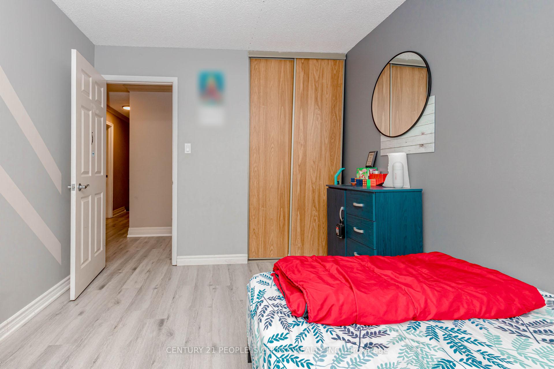 Photo 32 of 32 Elderwood Place, Brampton, Brampton North — HOMEH