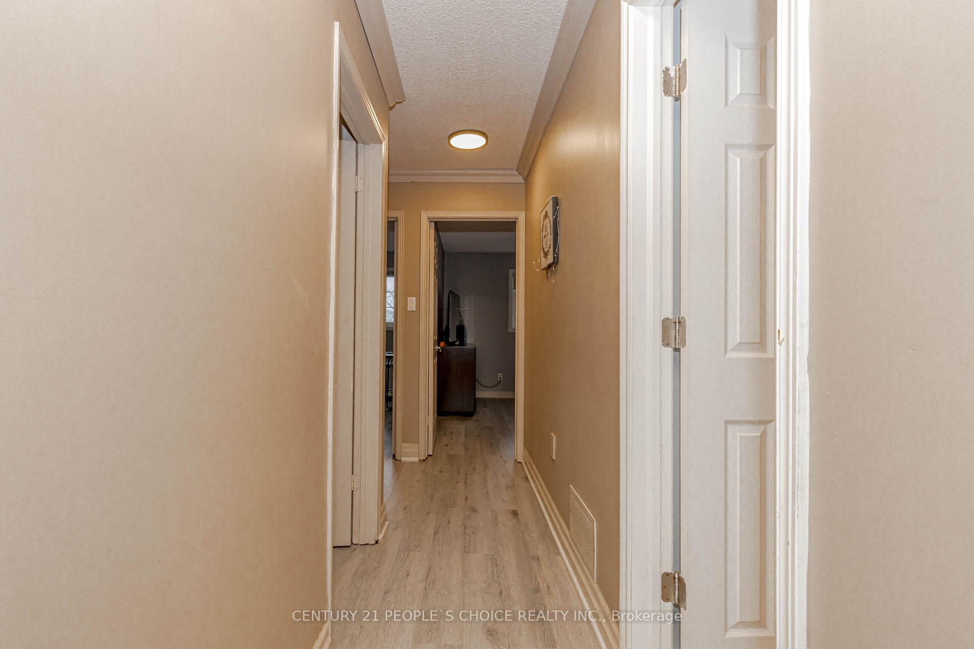 Photo 33 of 32 Elderwood Place, Brampton, Brampton North — HOMEH