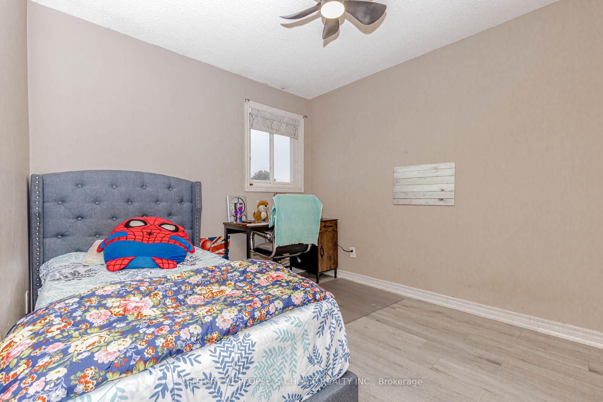 Photo 34 of 32 Elderwood Place, Brampton, Brampton North — HOMEH