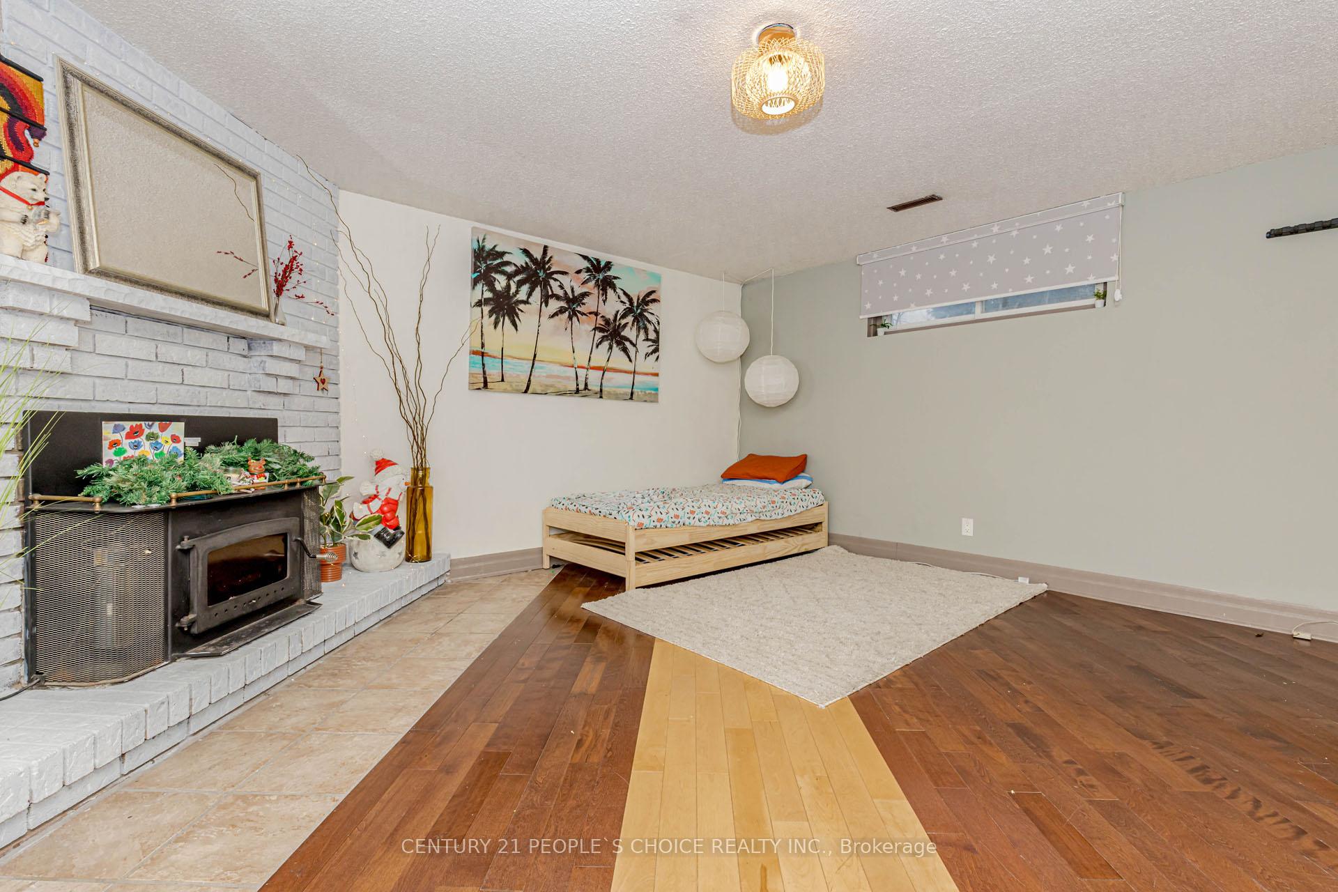 Photo 35 of 32 Elderwood Place, Brampton, Brampton North — HOMEH