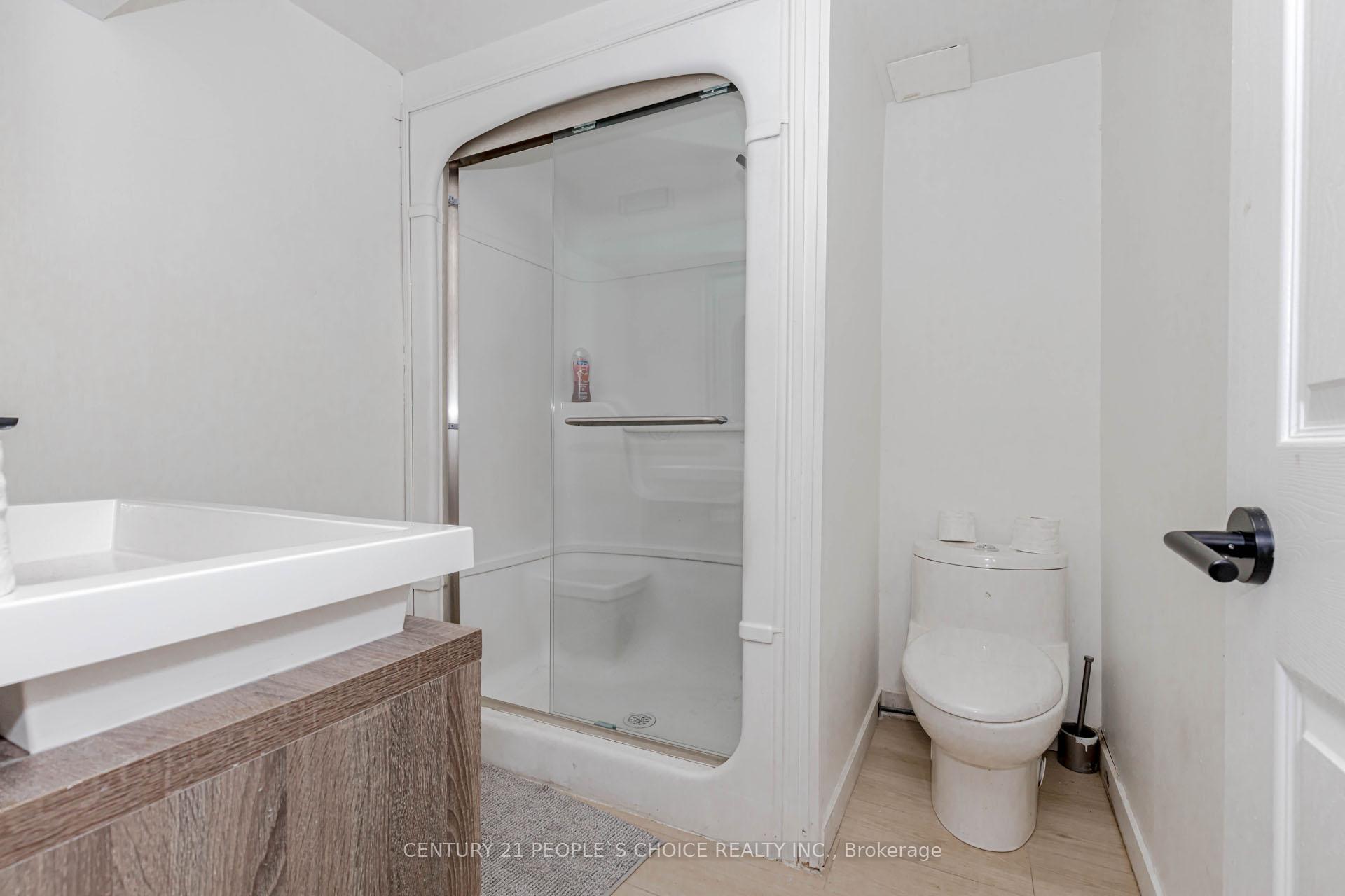 Photo 42 of 32 Elderwood Place, Brampton, Brampton North — HOMEH