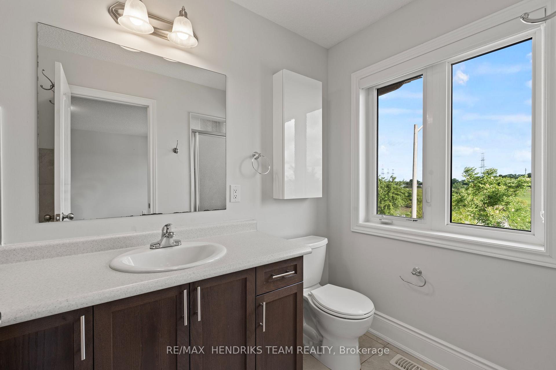 Photo 18 of 35 Sunset Way, Thorold, Rolling Meadows — HOMEH
