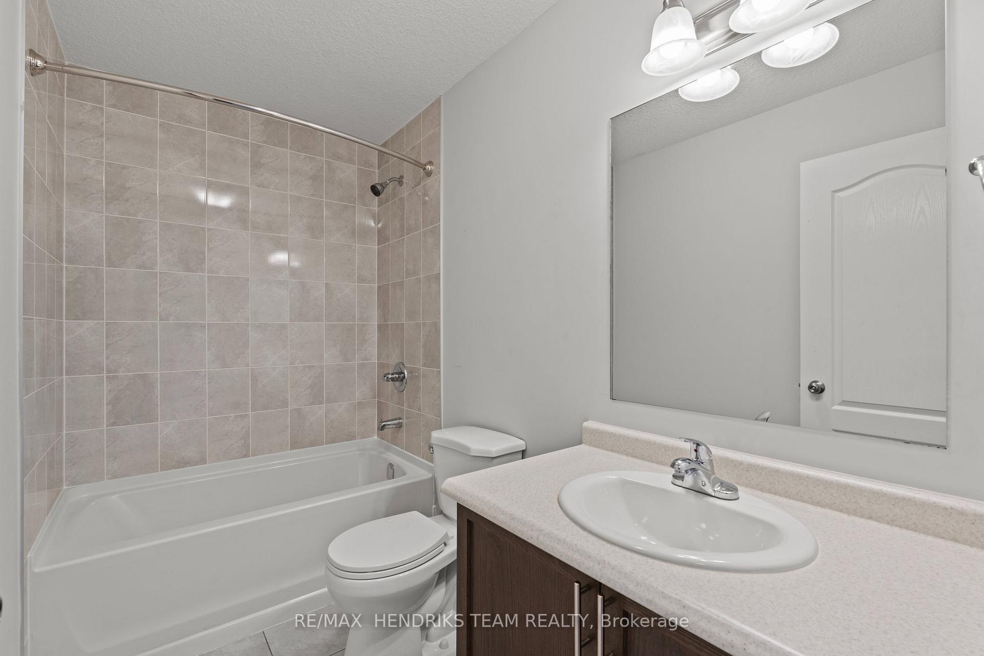 Photo 25 of 35 Sunset Way, Thorold, Rolling Meadows — HOMEH