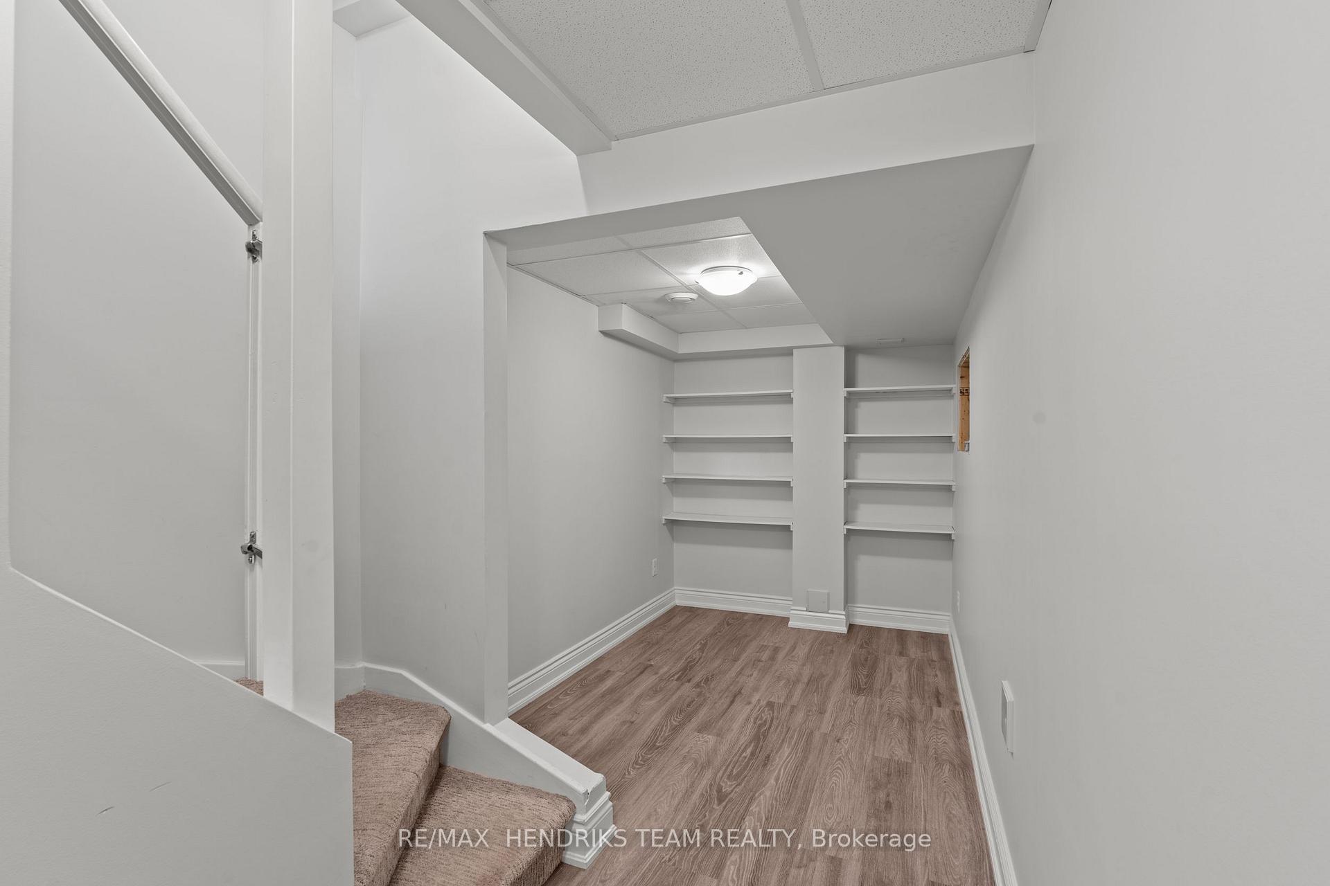 Photo 26 of 35 Sunset Way, Thorold, Rolling Meadows — HOMEH