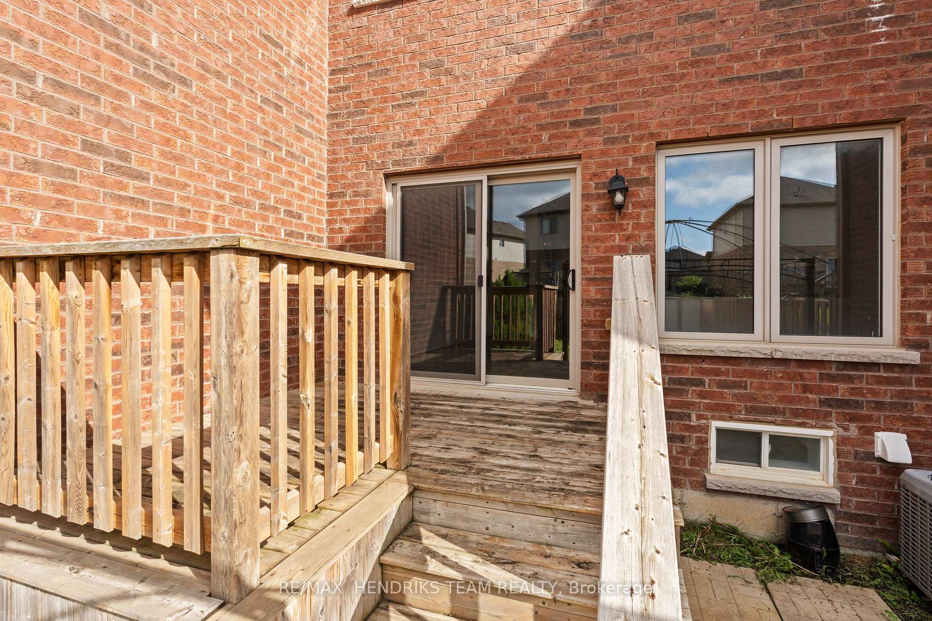 Photo 34 of 35 Sunset Way, Thorold, Rolling Meadows — HOMEH