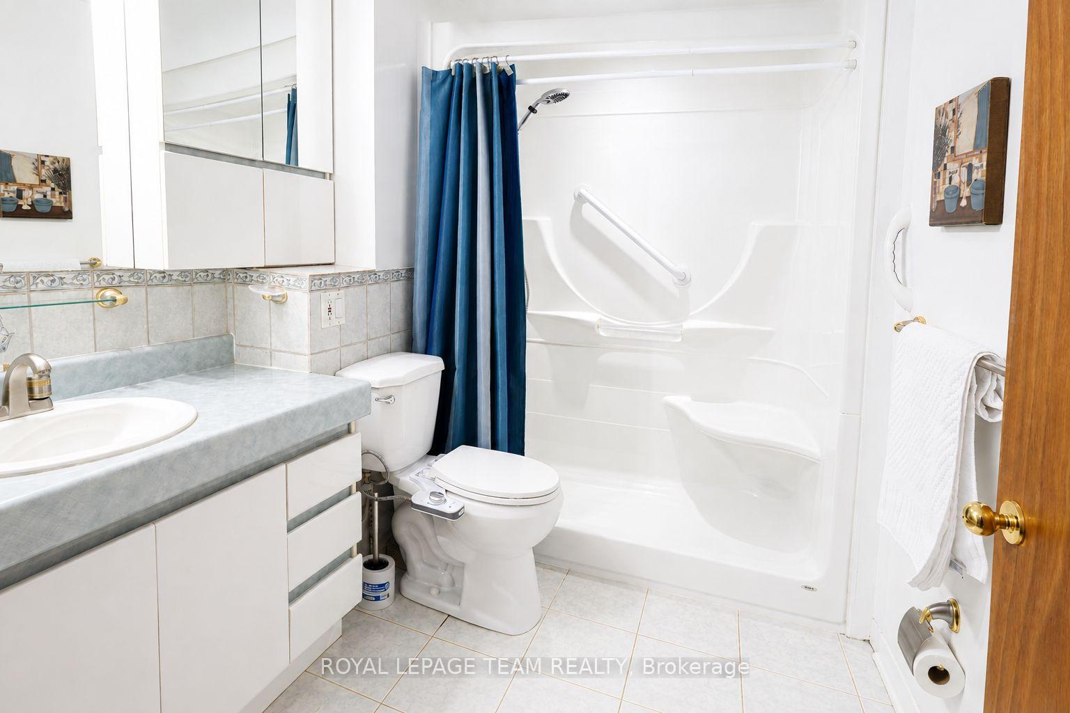 Photo 9 of 29 Epworth Avenue, Ottawa, Meadowlands/St. Claire Gardens — HOMEH