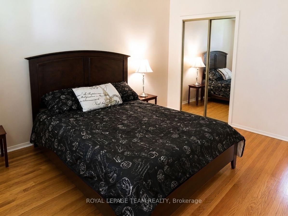 Photo 11 of 29 Epworth Avenue, Ottawa, Meadowlands/St. Claire Gardens — HOMEH