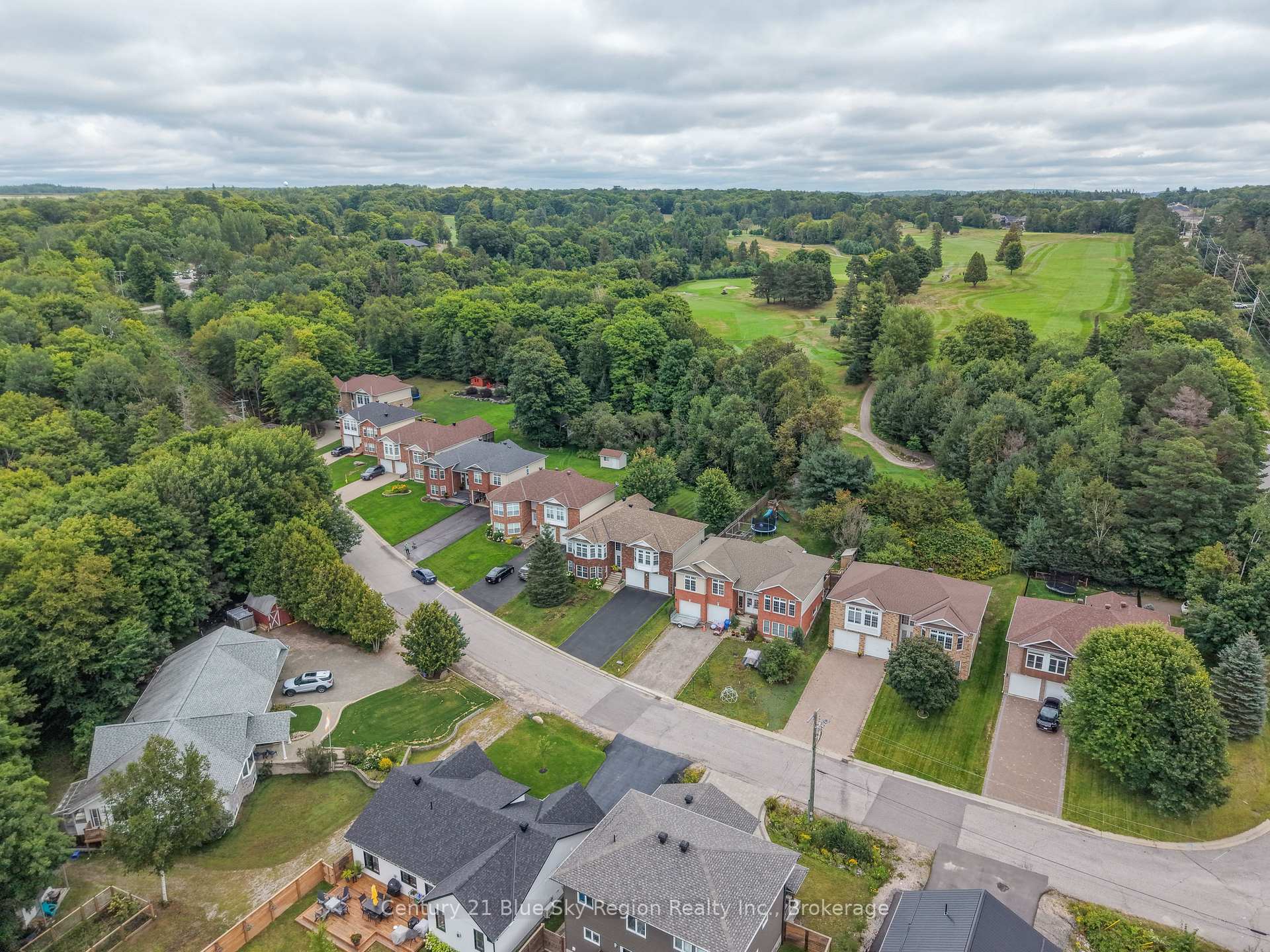 Photo 2 of 48 Tupper Drive, North Bay, Airport — HOMEH