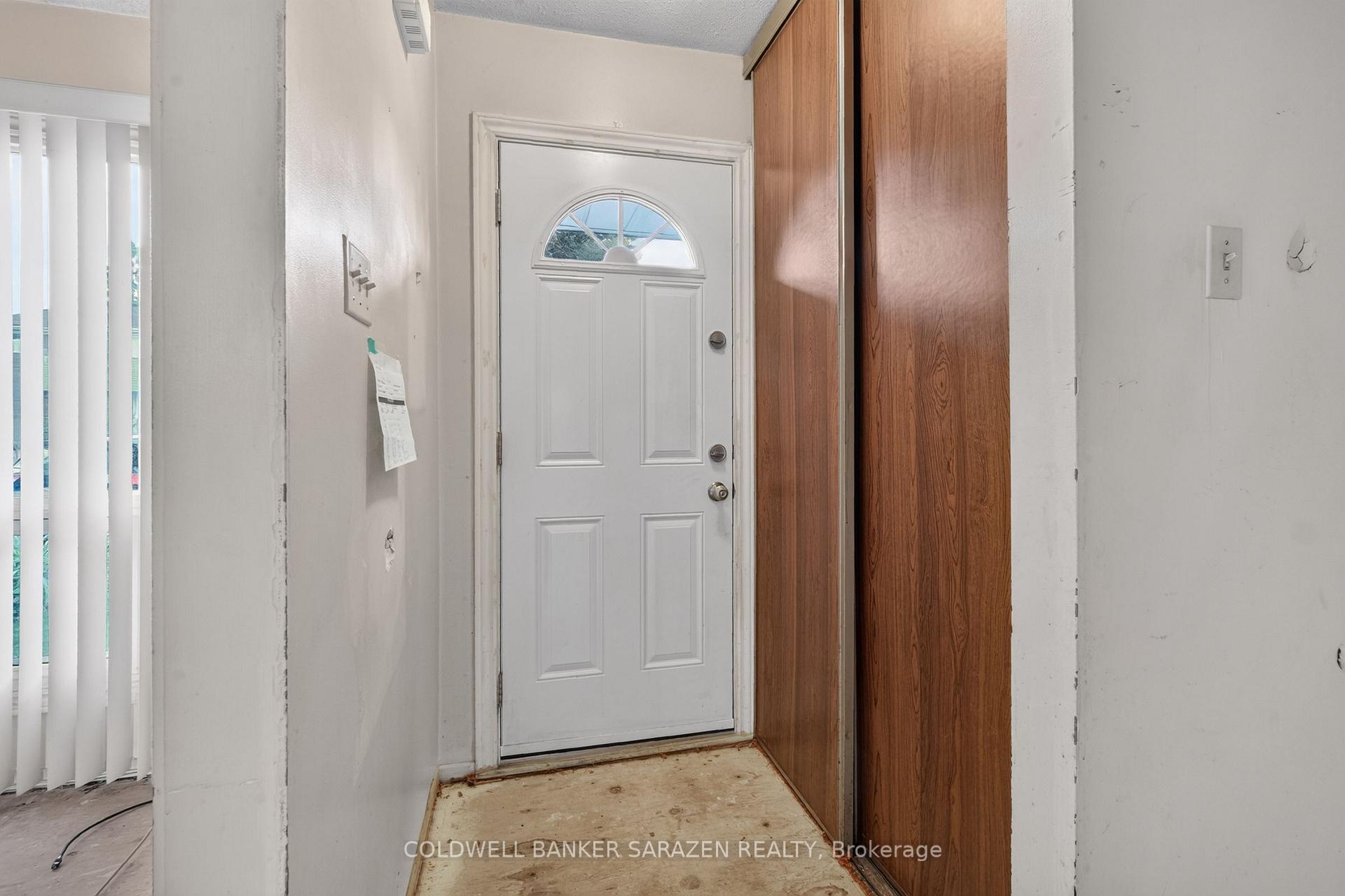 Photo 6 of 2027 Kelden Crescent, Ottawa, Blackburn Hamlet (South) — HOMEH
