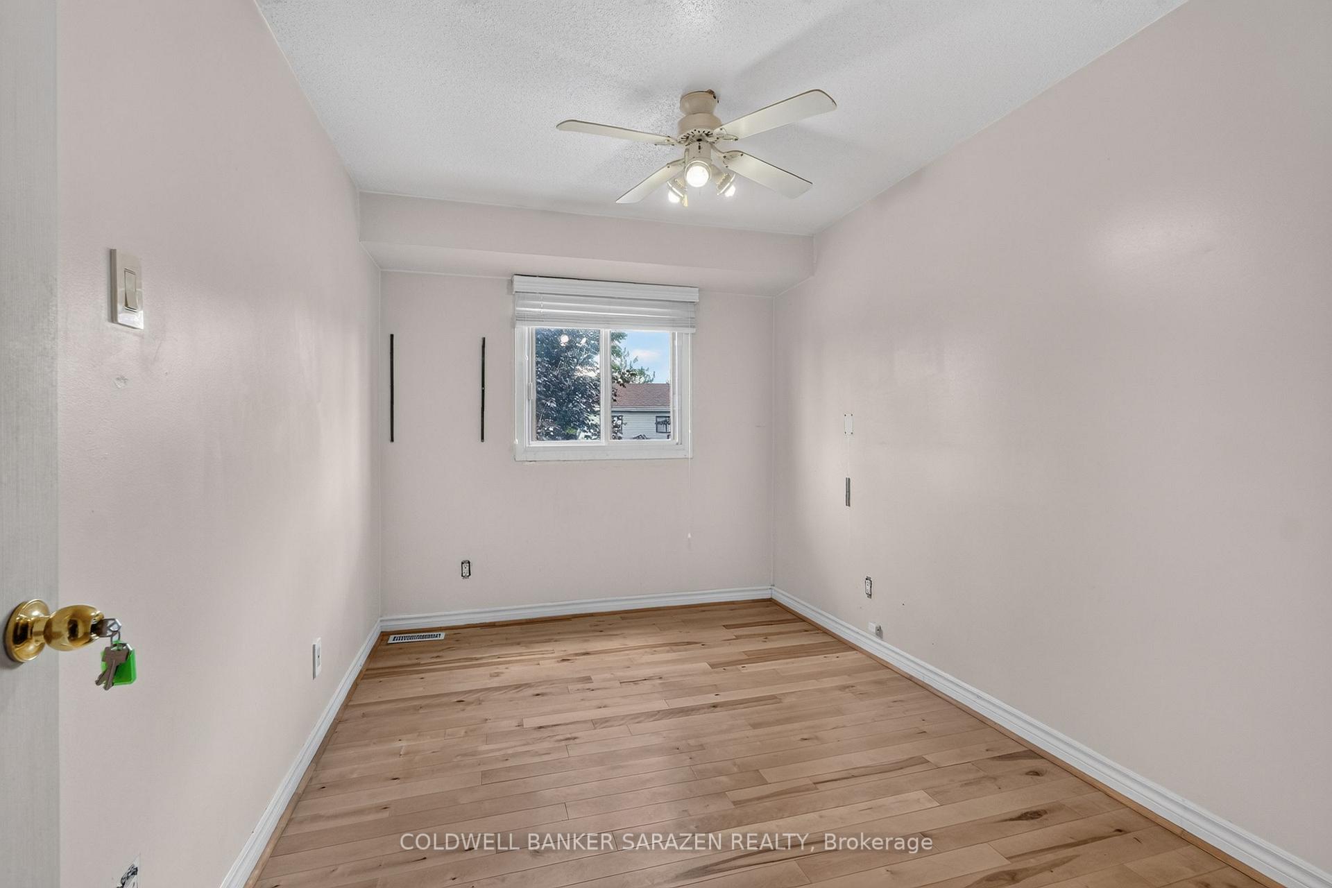 Photo 18 of 2027 Kelden Crescent, Ottawa, Blackburn Hamlet (South) — HOMEH