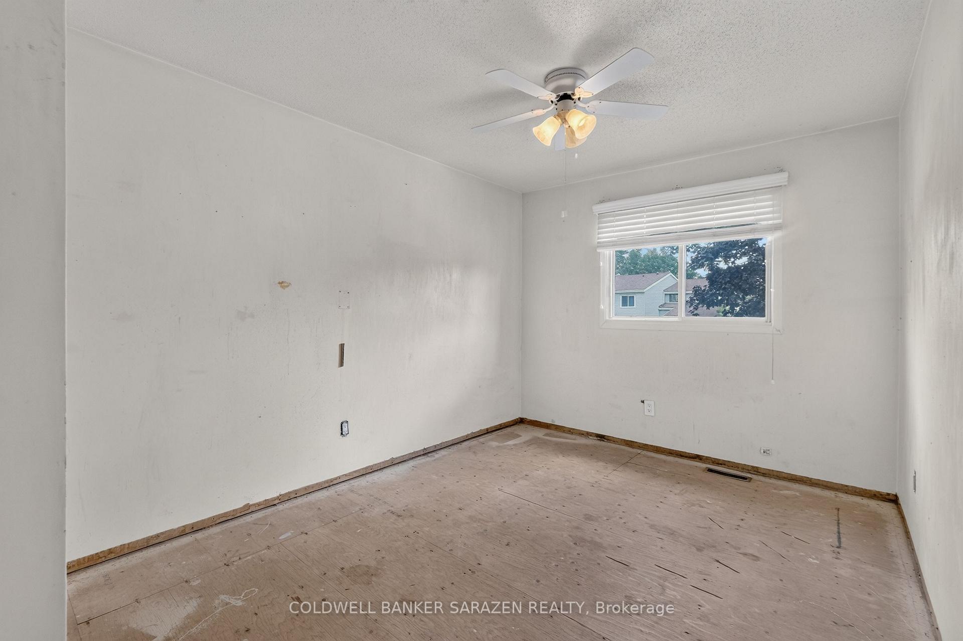 Photo 20 of 2027 Kelden Crescent, Ottawa, Blackburn Hamlet (South) — HOMEH