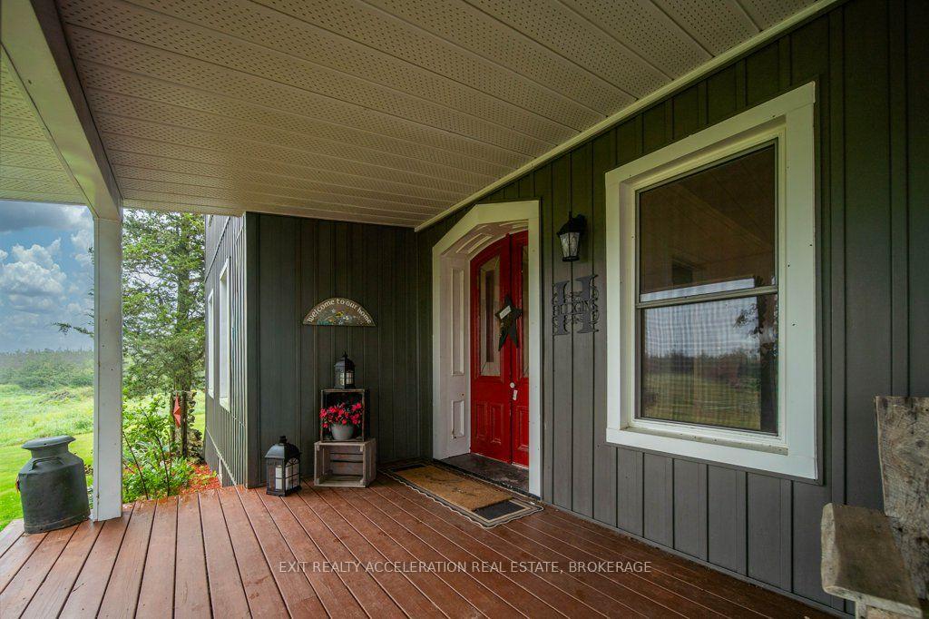 Photo 5 of 814 Meach Road, Greater Napanee, Greater Napanee — HOMEH