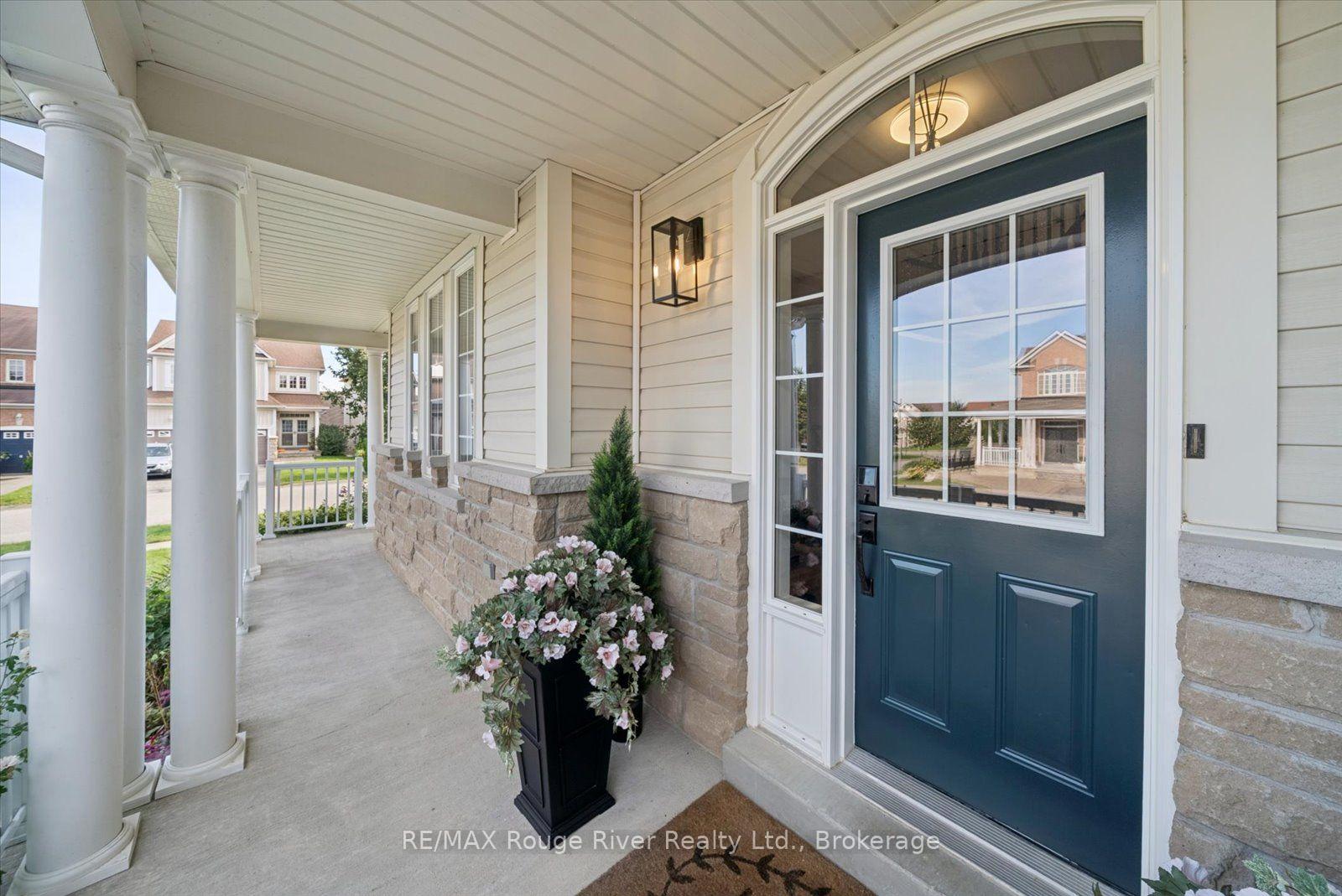 Photo 6 of 14 Chiswick Avenue, Whitby, Brooklin — HOMEH