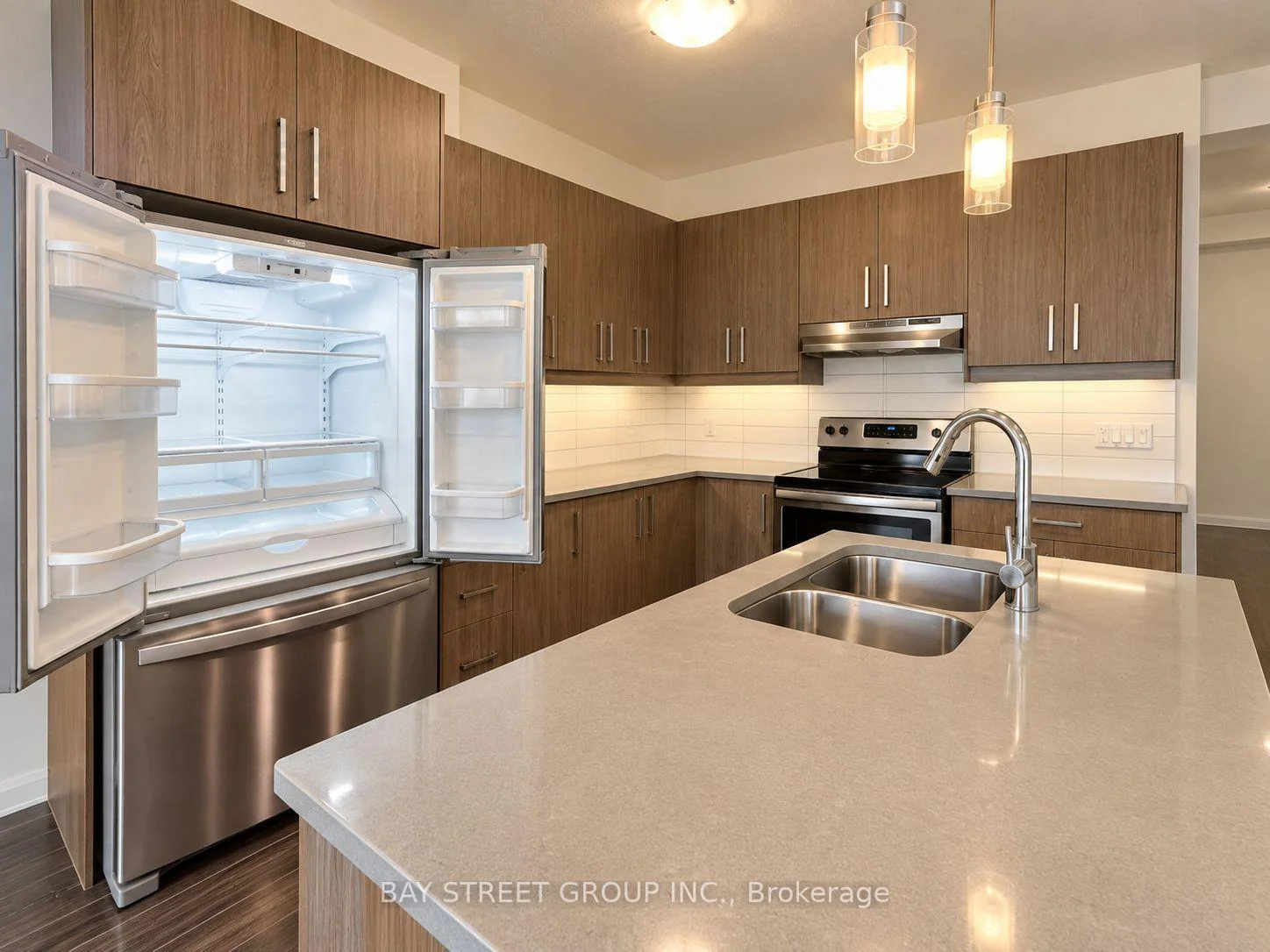 Photo 23 of Unit 106, 3260 Singleton Avenue, London, South W — HOMEH