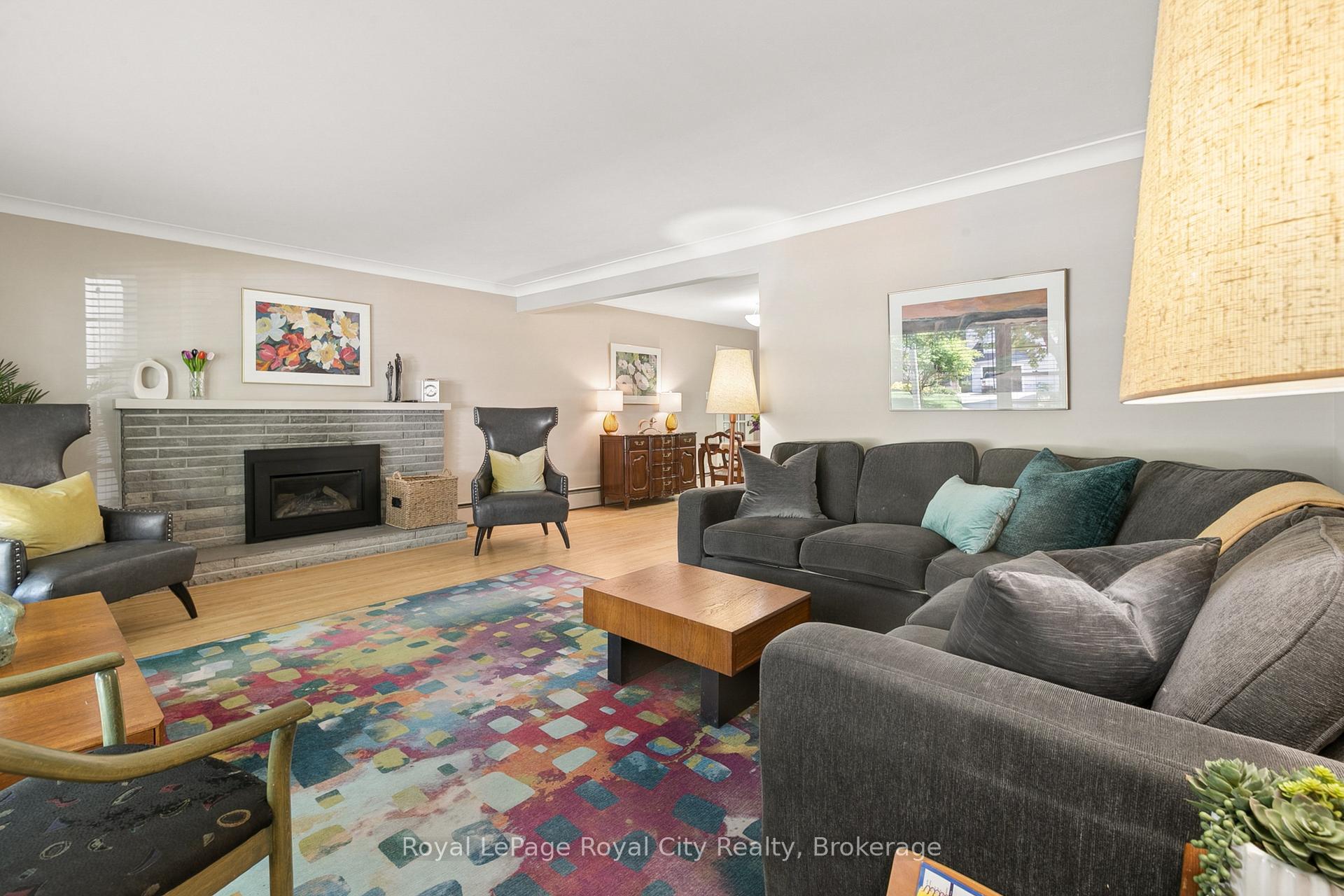 Photo 7 of 120 Hill Street E, Centre Wellington, Fergus — HOMEH