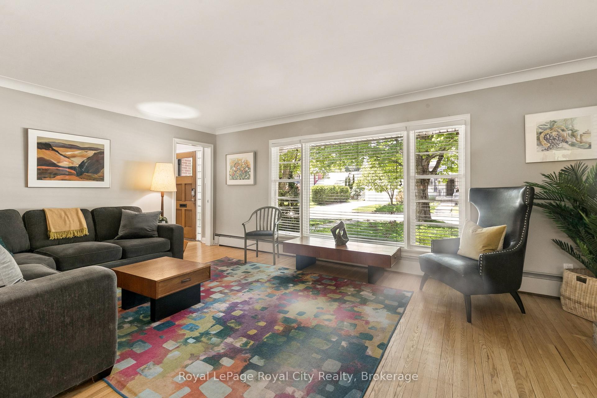 Photo 8 of 120 Hill Street E, Centre Wellington, Fergus — HOMEH
