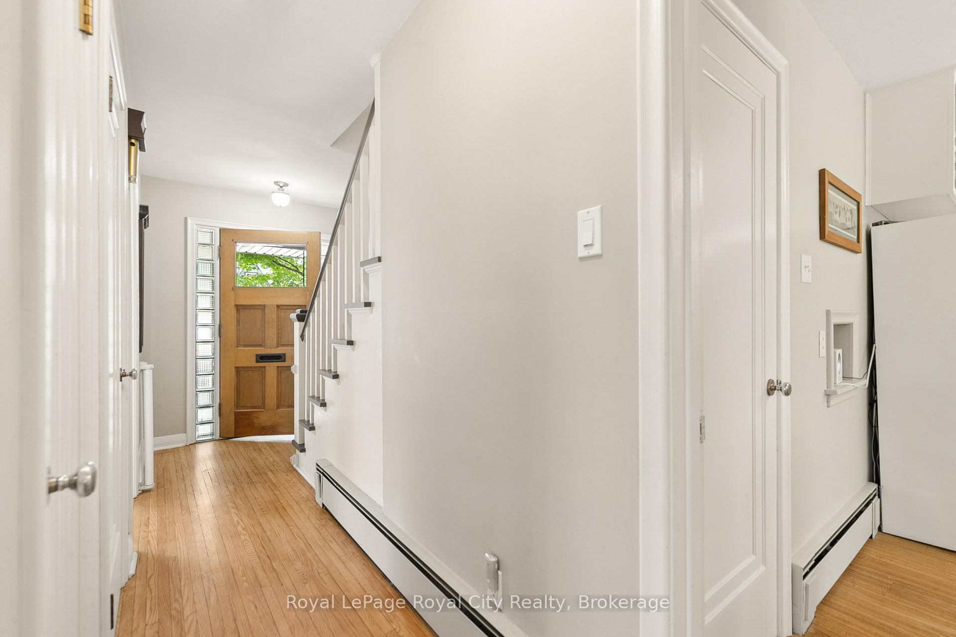 Photo 20 of 120 Hill Street E, Centre Wellington, Fergus — HOMEH