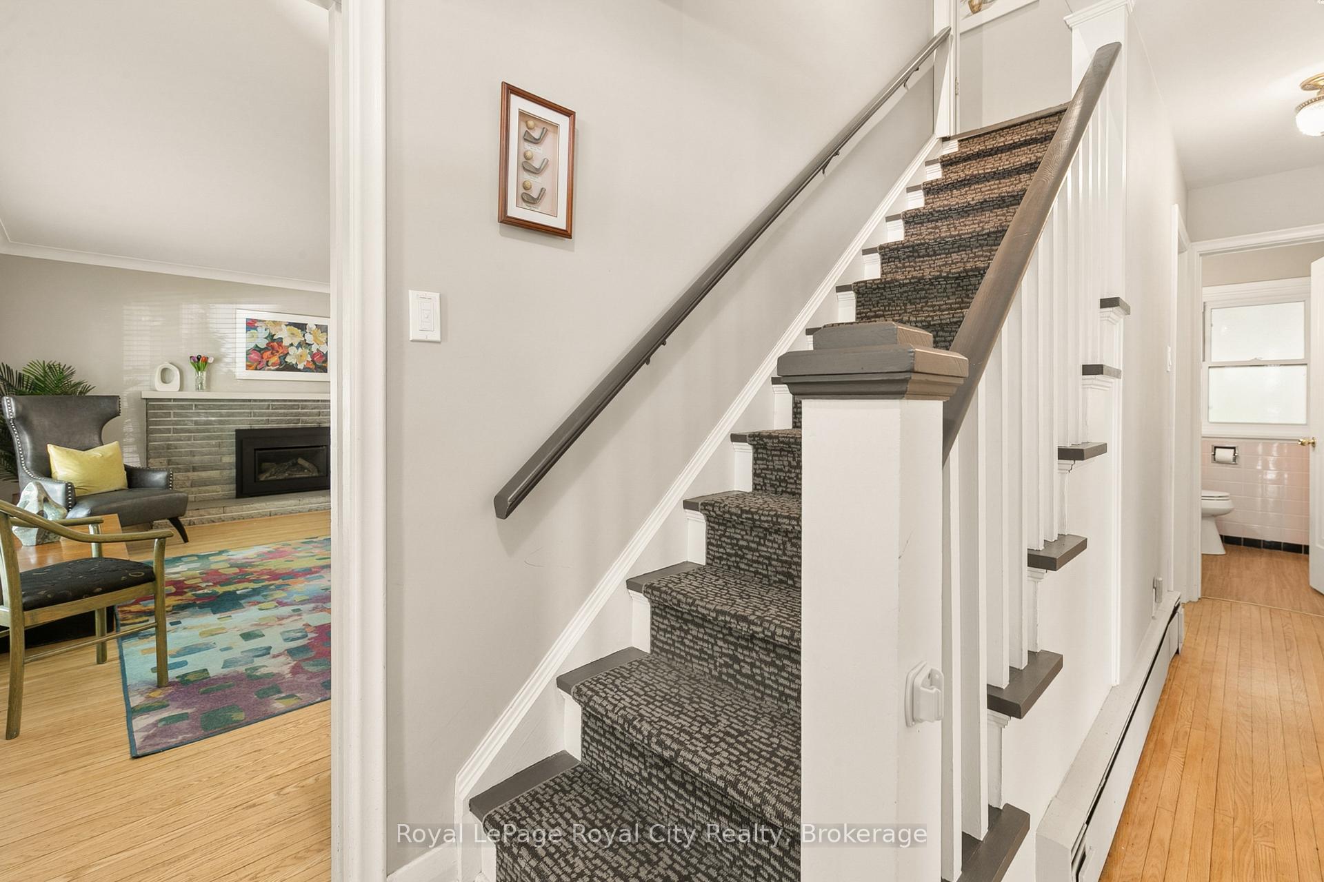 Photo 22 of 120 Hill Street E, Centre Wellington, Fergus — HOMEH