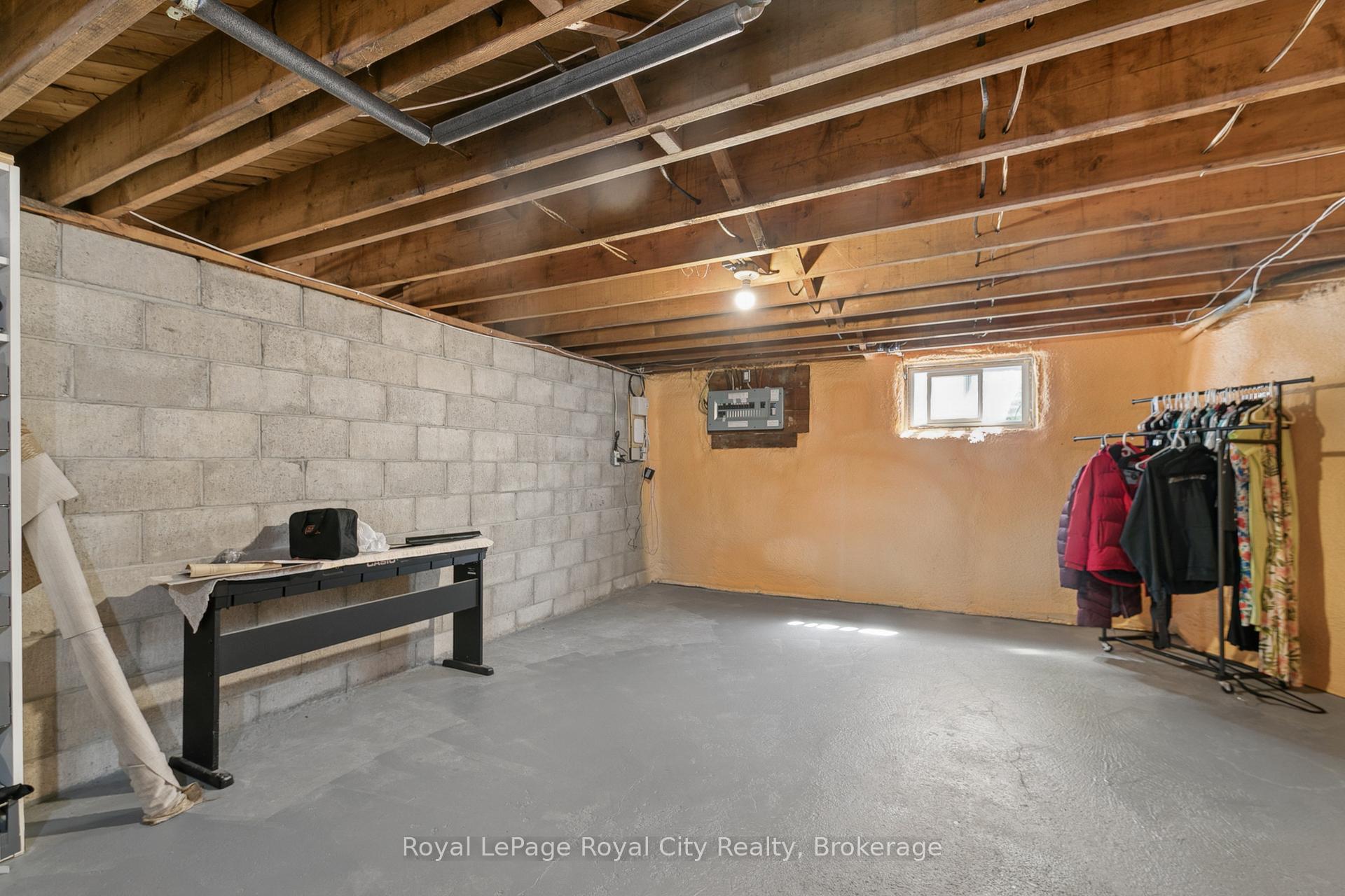 Photo 30 of 120 Hill Street E, Centre Wellington, Fergus — HOMEH
