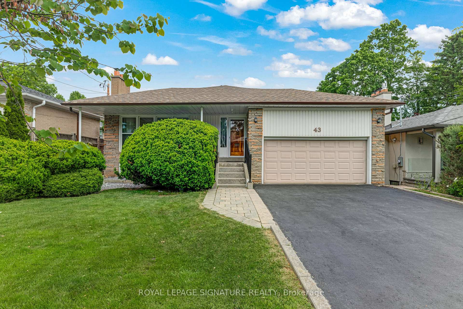 Front of 43 Viamede Crescent