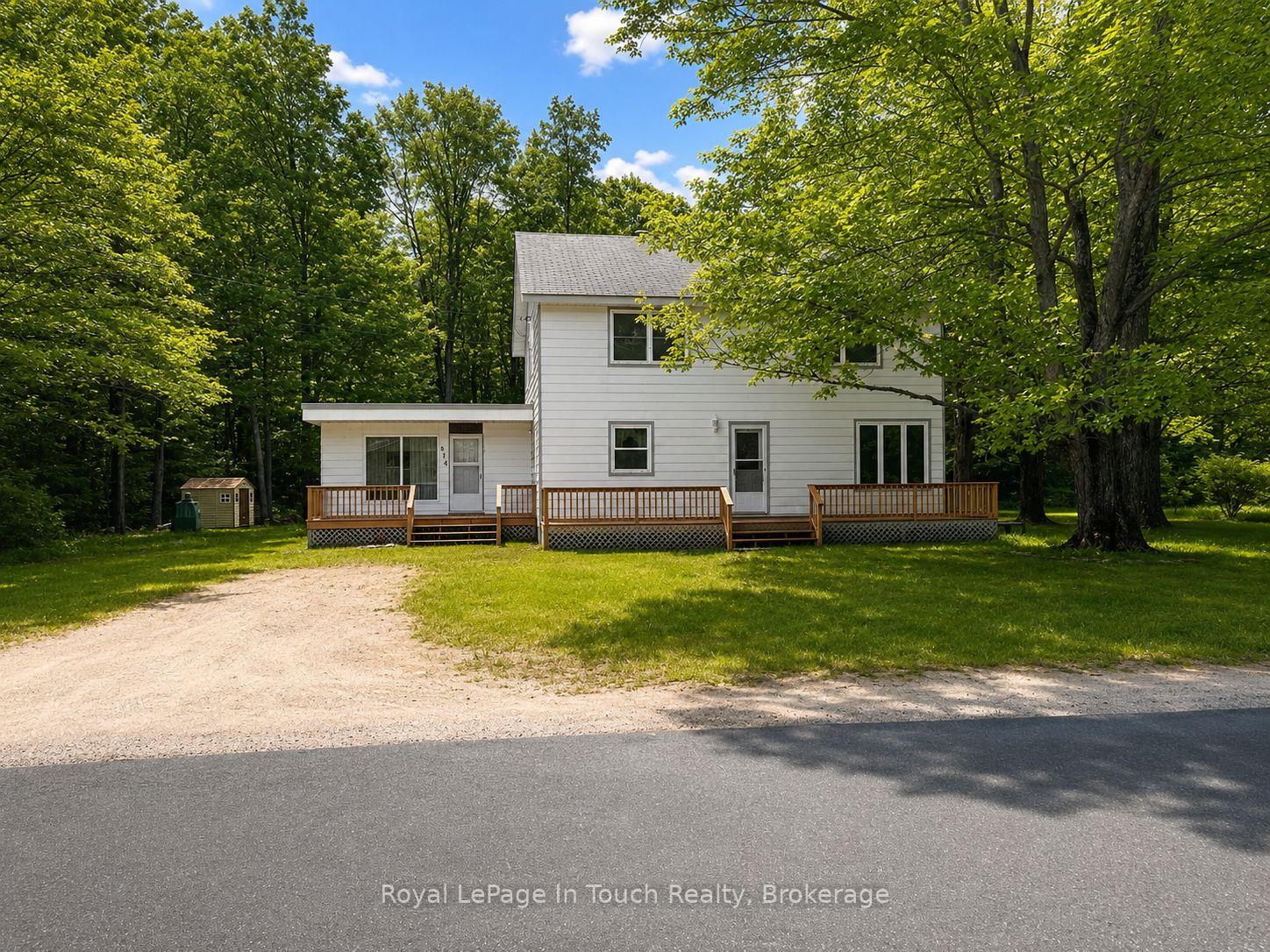 Photo of 874 Cedar Point Road
