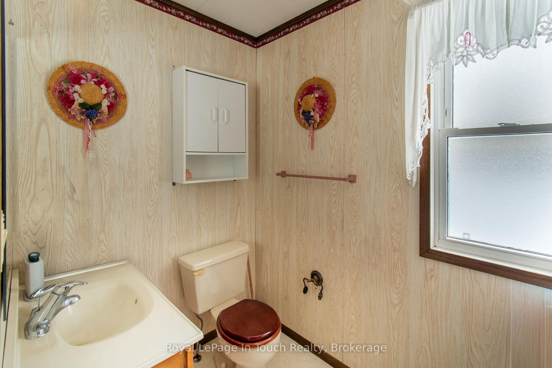 Photo 17 of 874 Cedar Point Road, Tiny, Rural Tiny — HOMEH
