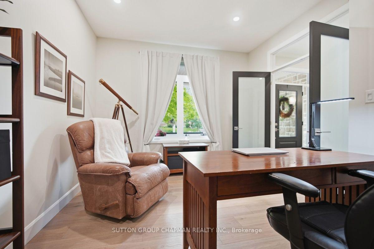 Photo 8 of 830 Riverside Drive, London, North Q — HOMEH
