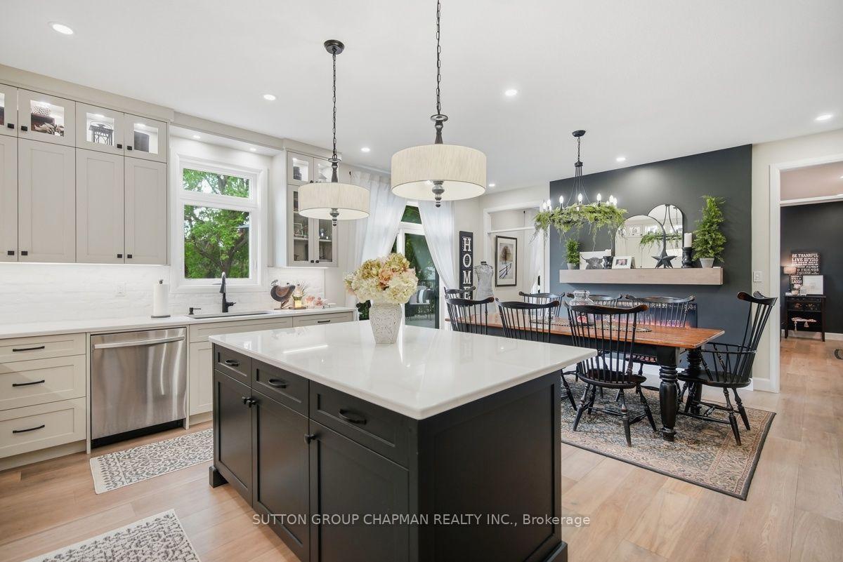 Photo 15 of 830 Riverside Drive, London, North Q — HOMEH