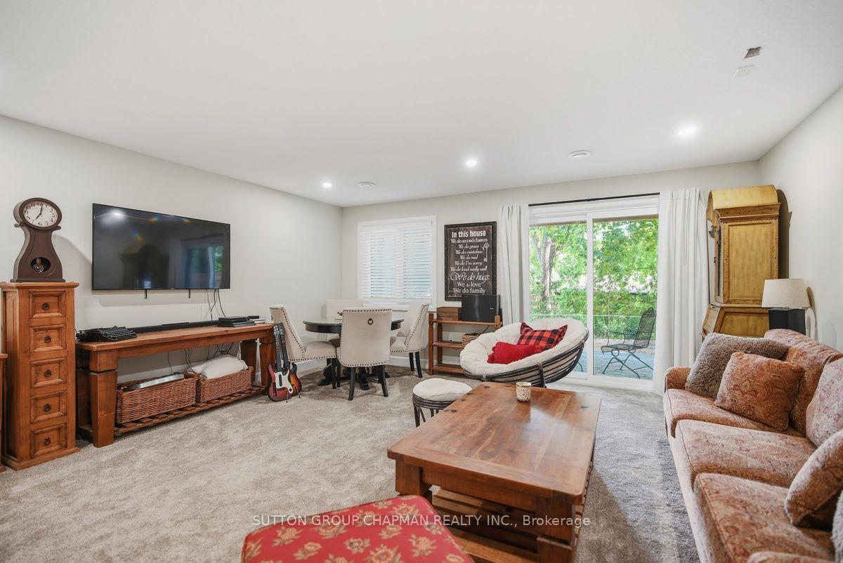 Photo 35 of 830 Riverside Drive, London, North Q — HOMEH