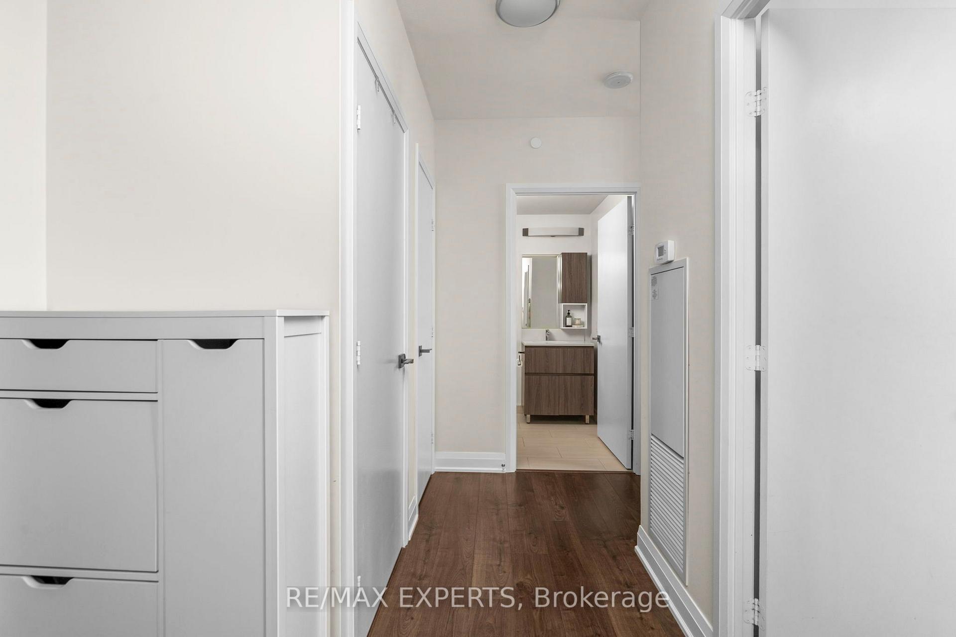 Photo 5 of Unit 1905, 36 Park Lawn Road, Etobicoke, Mimico — HOMEH