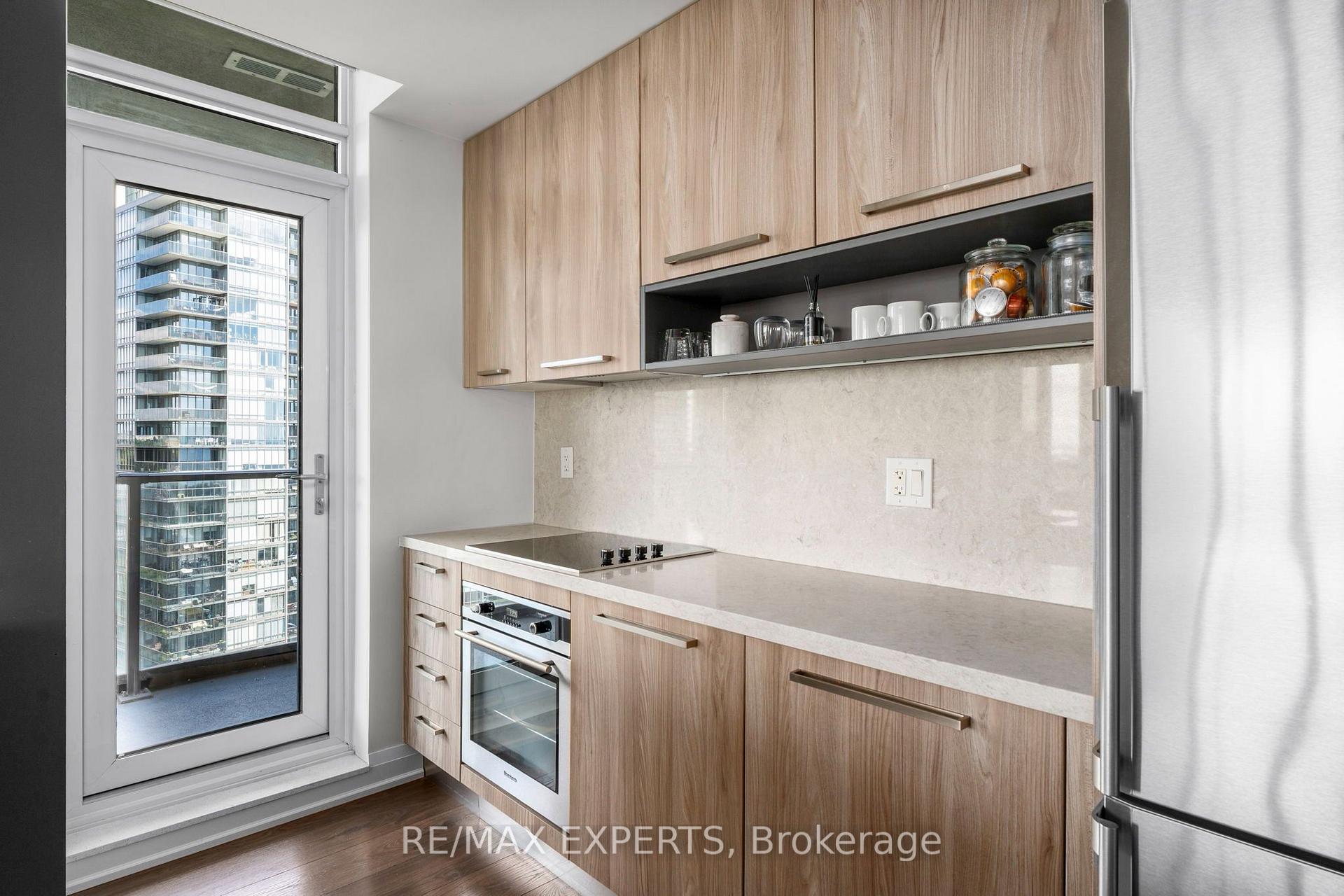 Photo 10 of Unit 1905, 36 Park Lawn Road, Etobicoke, Mimico — HOMEH