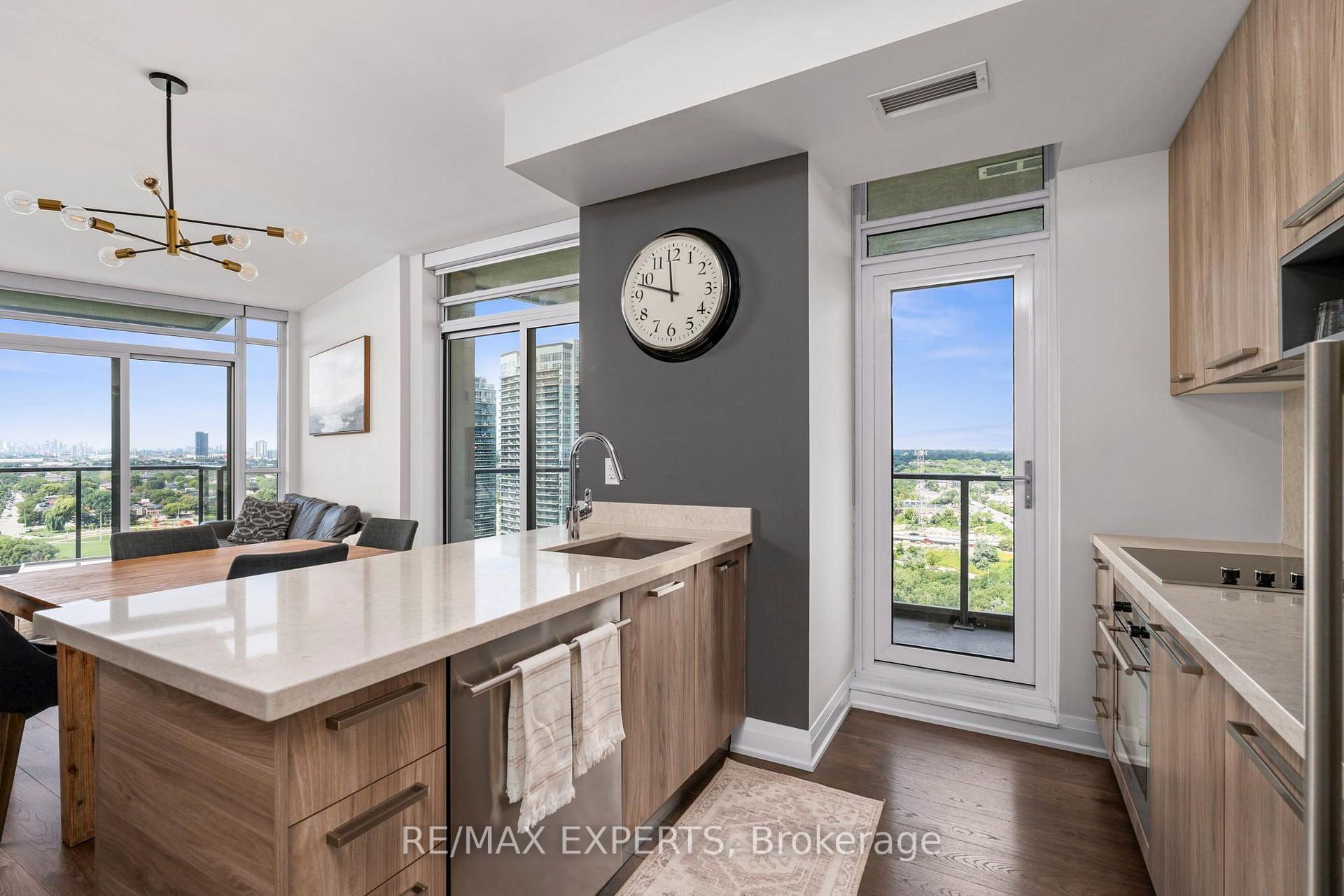 Photo 11 of Unit 1905, 36 Park Lawn Road, Etobicoke, Mimico — HOMEH