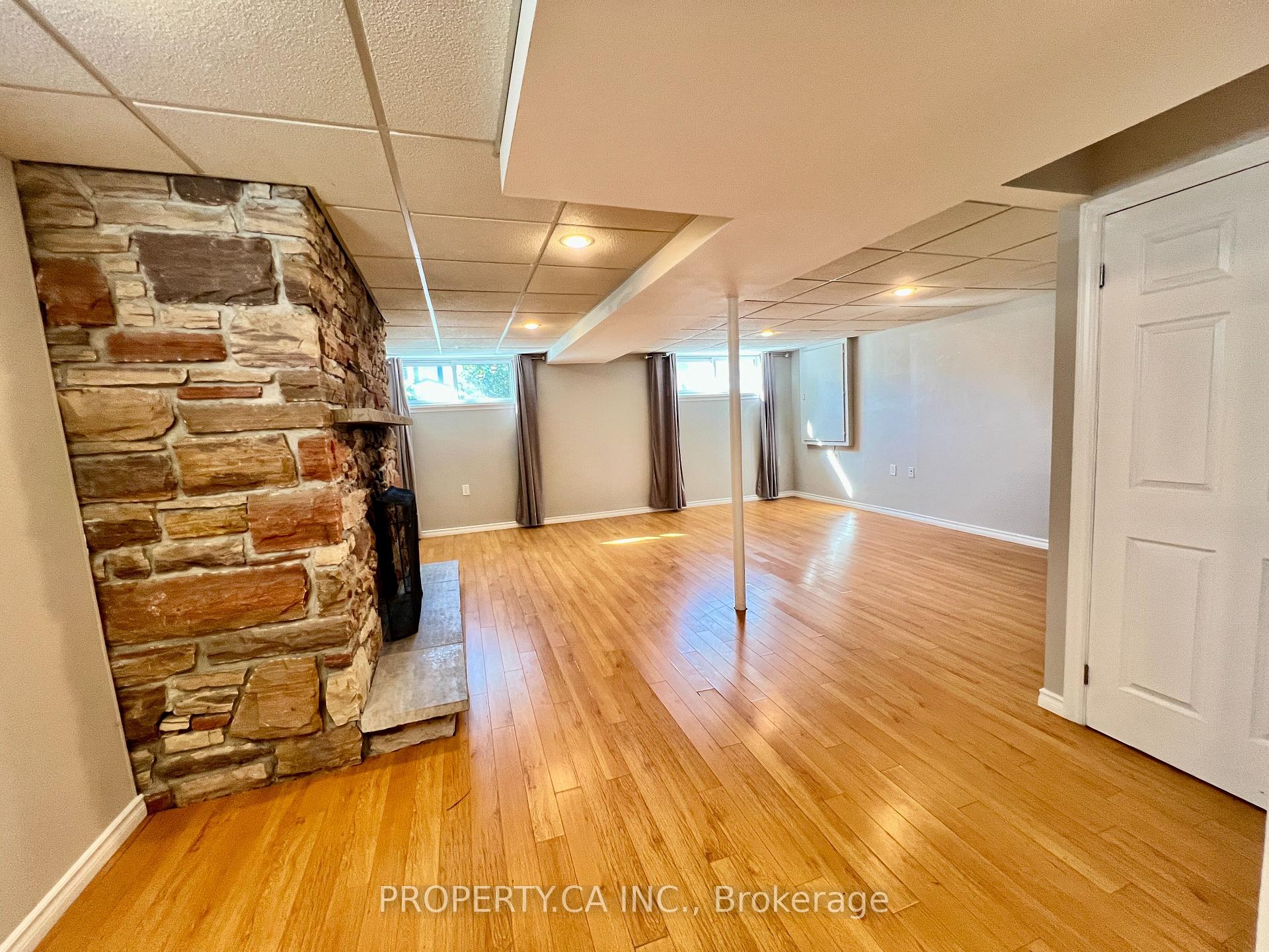 Photo 2 of Unit Lower, 205 Talbot Crescent, Newmarket, Central Newmarket — HOMEH