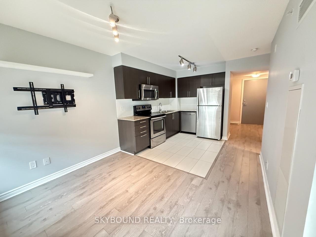 Photo 6 of Unit 222, 80 Esther Lorrie Drive, Etobicoke, West Humber-Clairville — HOMEH