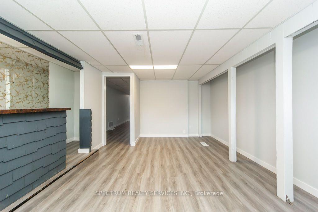 Photo 36 of 131 West Deane Park Drive, Etobicoke, Eringate-Centennial-West Deane — HOMEH