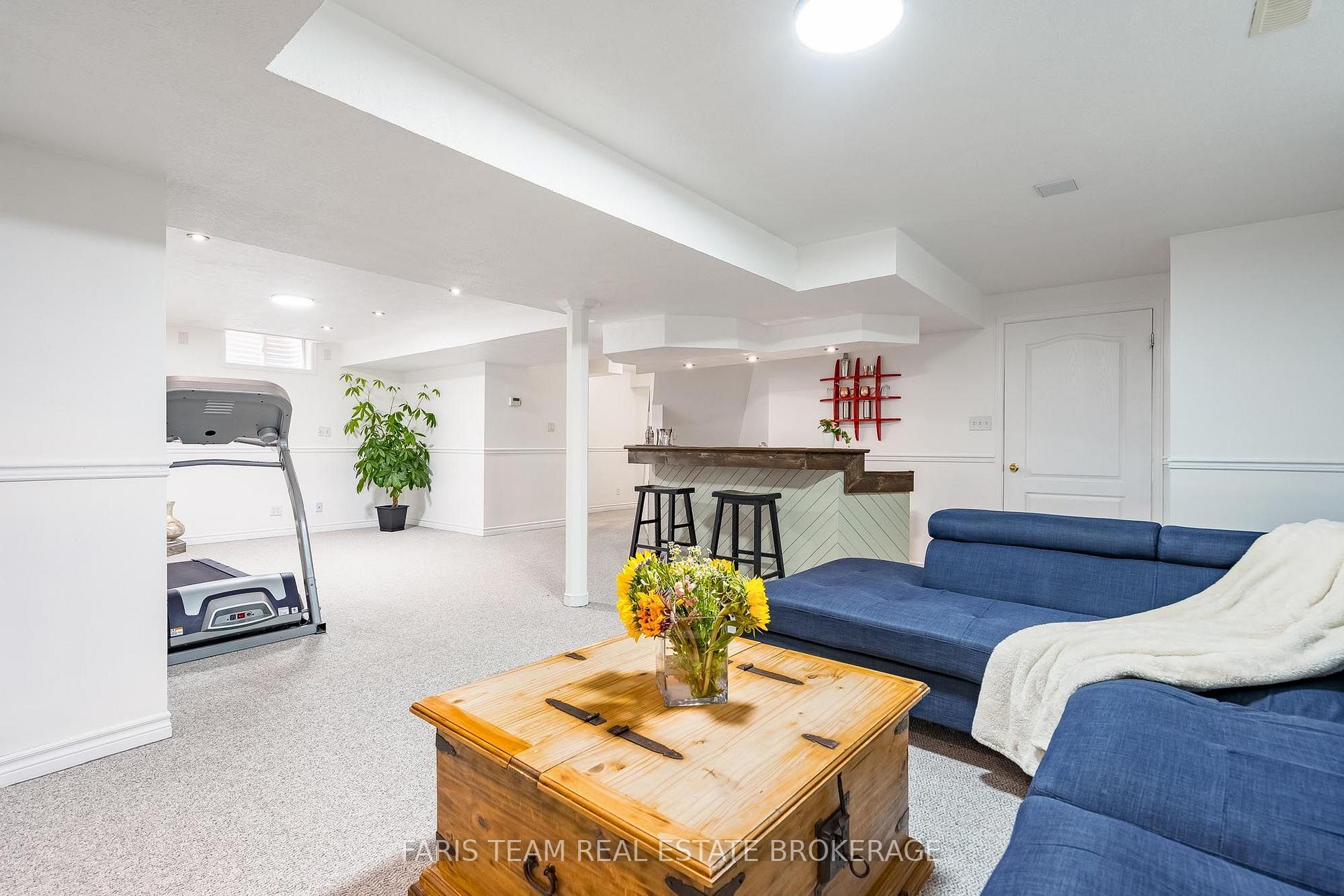 Photo 32 of 146 8th Avenue, New Tecumseth, Alliston — HOMEH