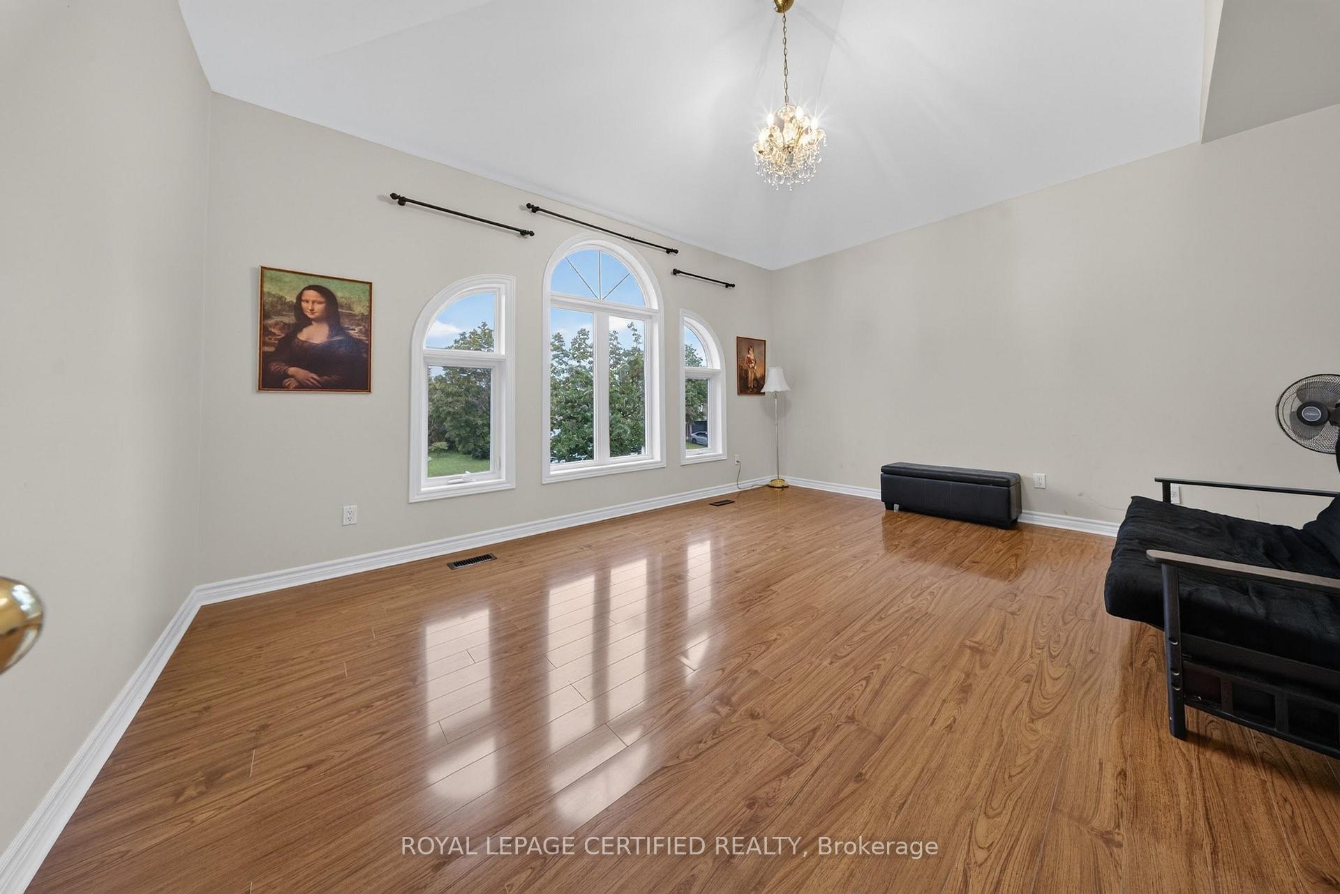 Photo 22 of 5344 Segriff Drive, Mississauga, East Credit — HOMEH