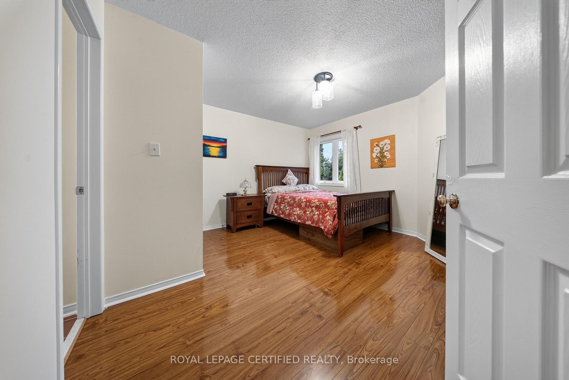 Photo 27 of 5344 Segriff Drive, Mississauga, East Credit — HOMEH