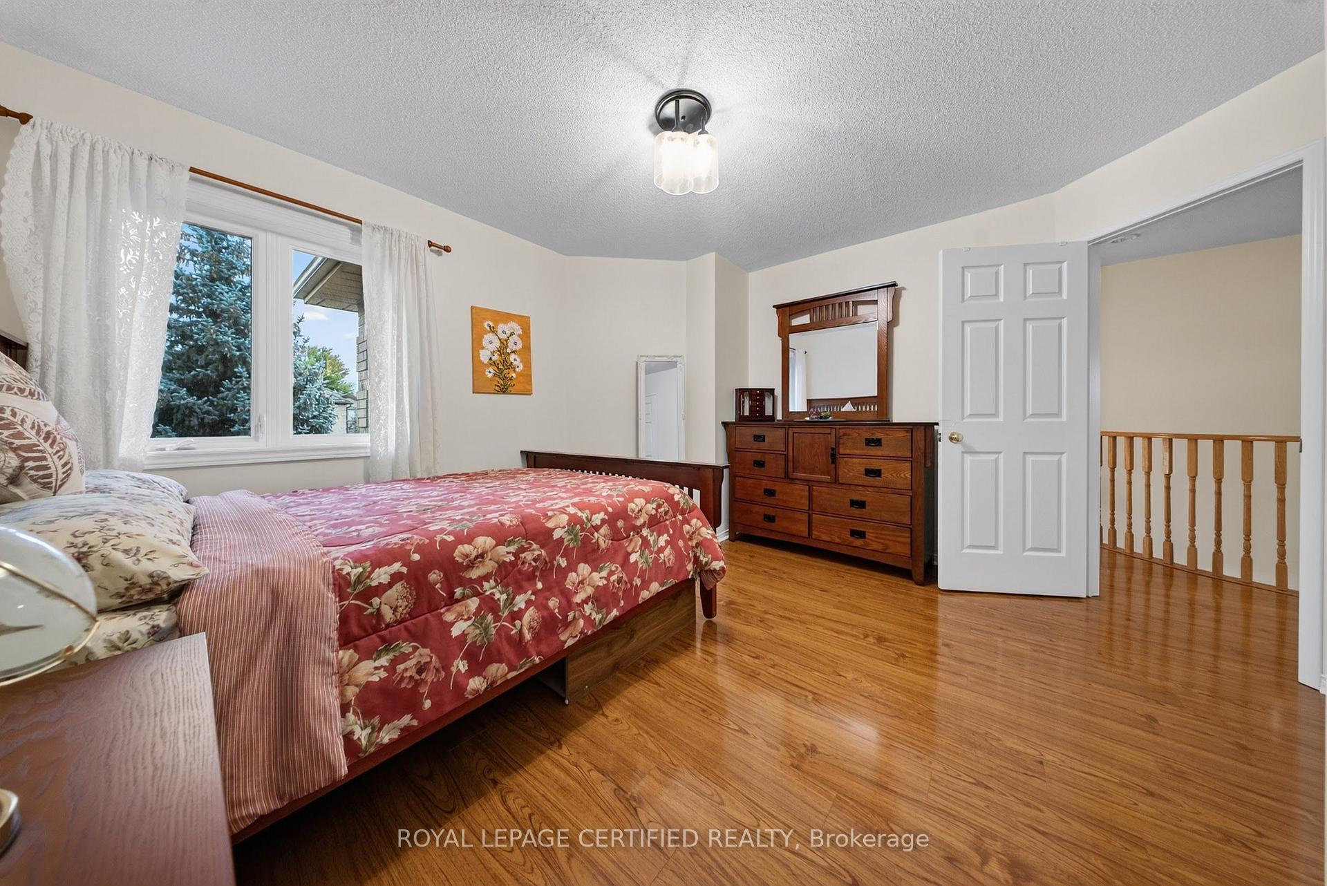 Photo 28 of 5344 Segriff Drive, Mississauga, East Credit — HOMEH