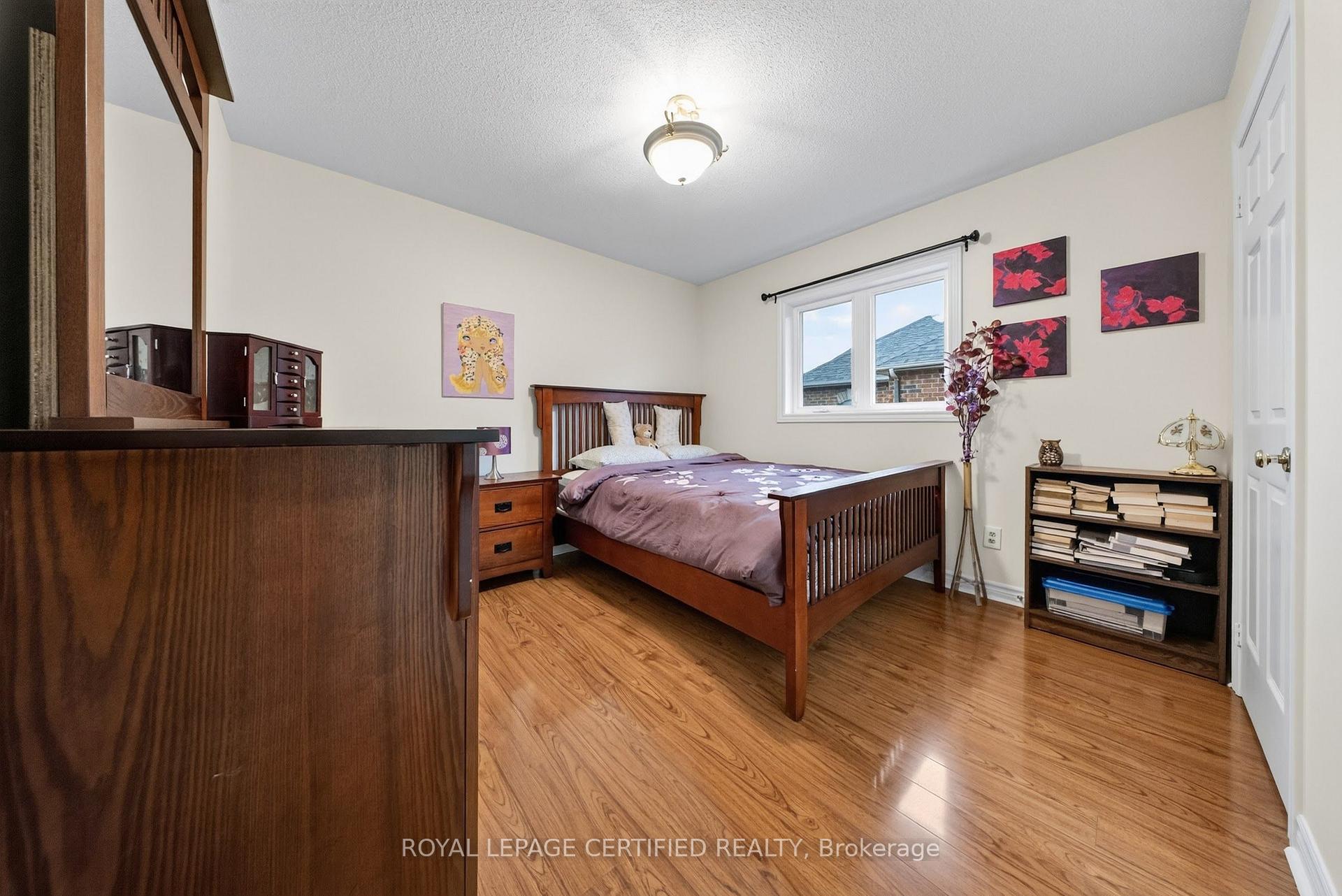 Photo 42 of 5344 Segriff Drive, Mississauga, East Credit — HOMEH