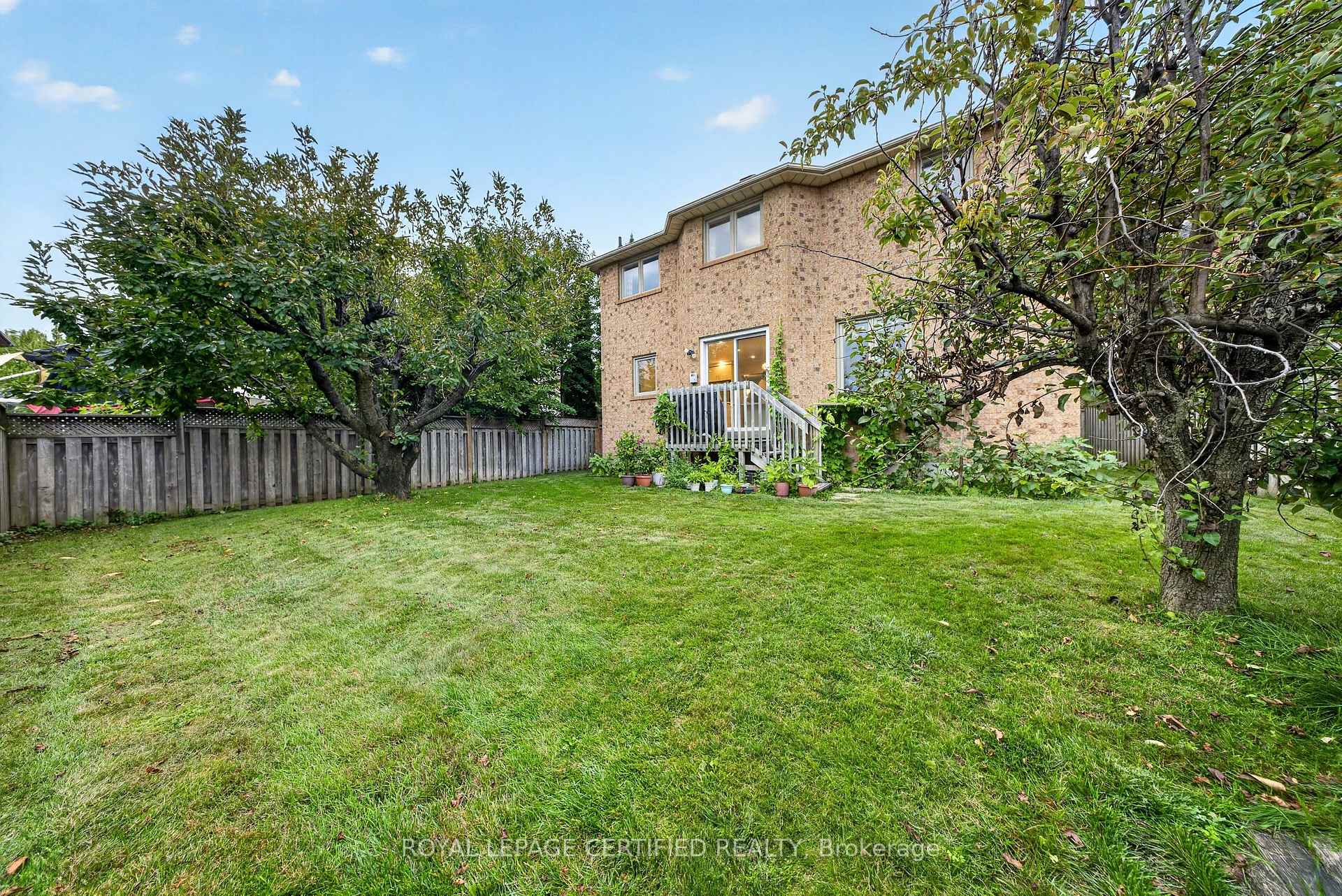 Photo 47 of 5344 Segriff Drive, Mississauga, East Credit — HOMEH