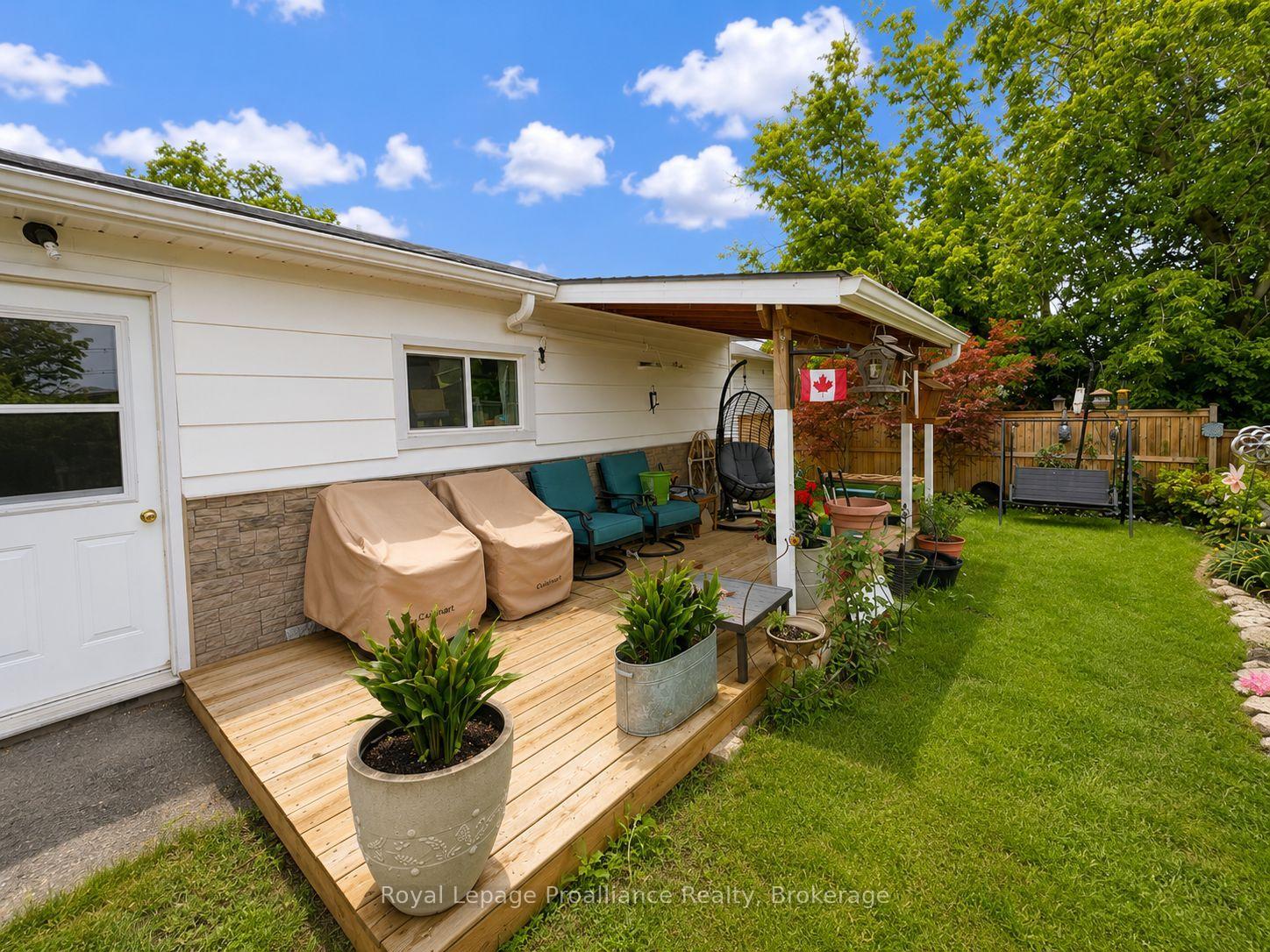 Photo 2 of 163 Shuter Street, Quinte West, Trenton Ward — HOMEH