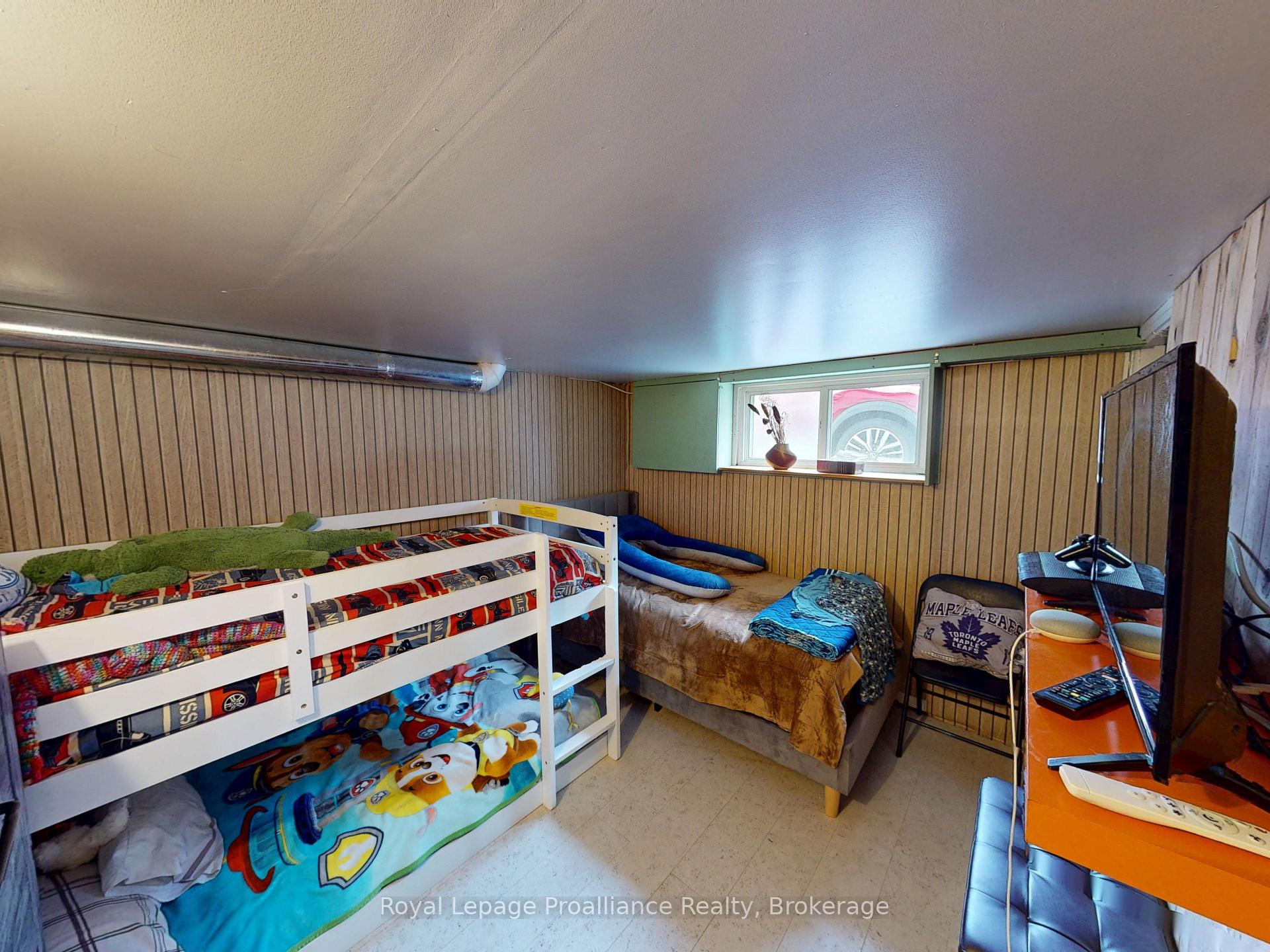 Photo 17 of 163 Shuter Street, Quinte West, Trenton Ward — HOMEH