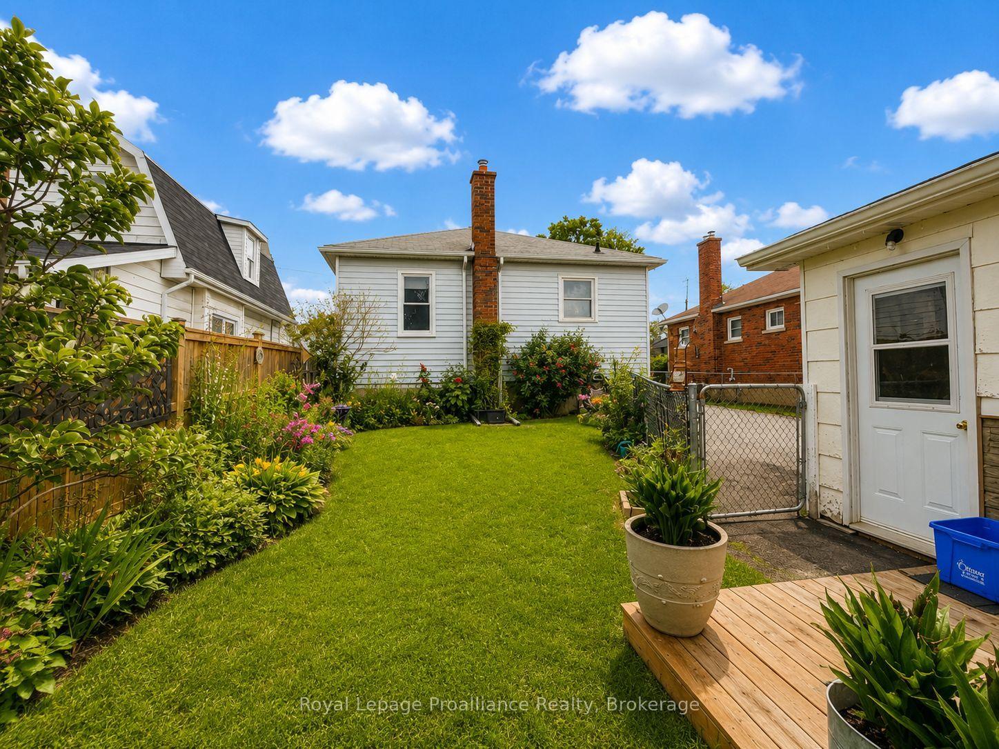 Photo 20 of 163 Shuter Street, Quinte West, Trenton Ward — HOMEH