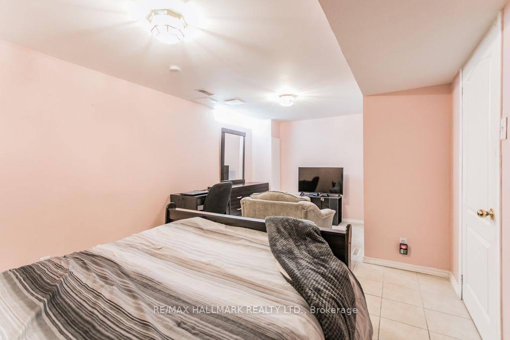 Photo 5 of Unit Basement, 49 Nantucket Drive, Richmond Hill, Oak Ridges Lake Wilcox — HOMEH